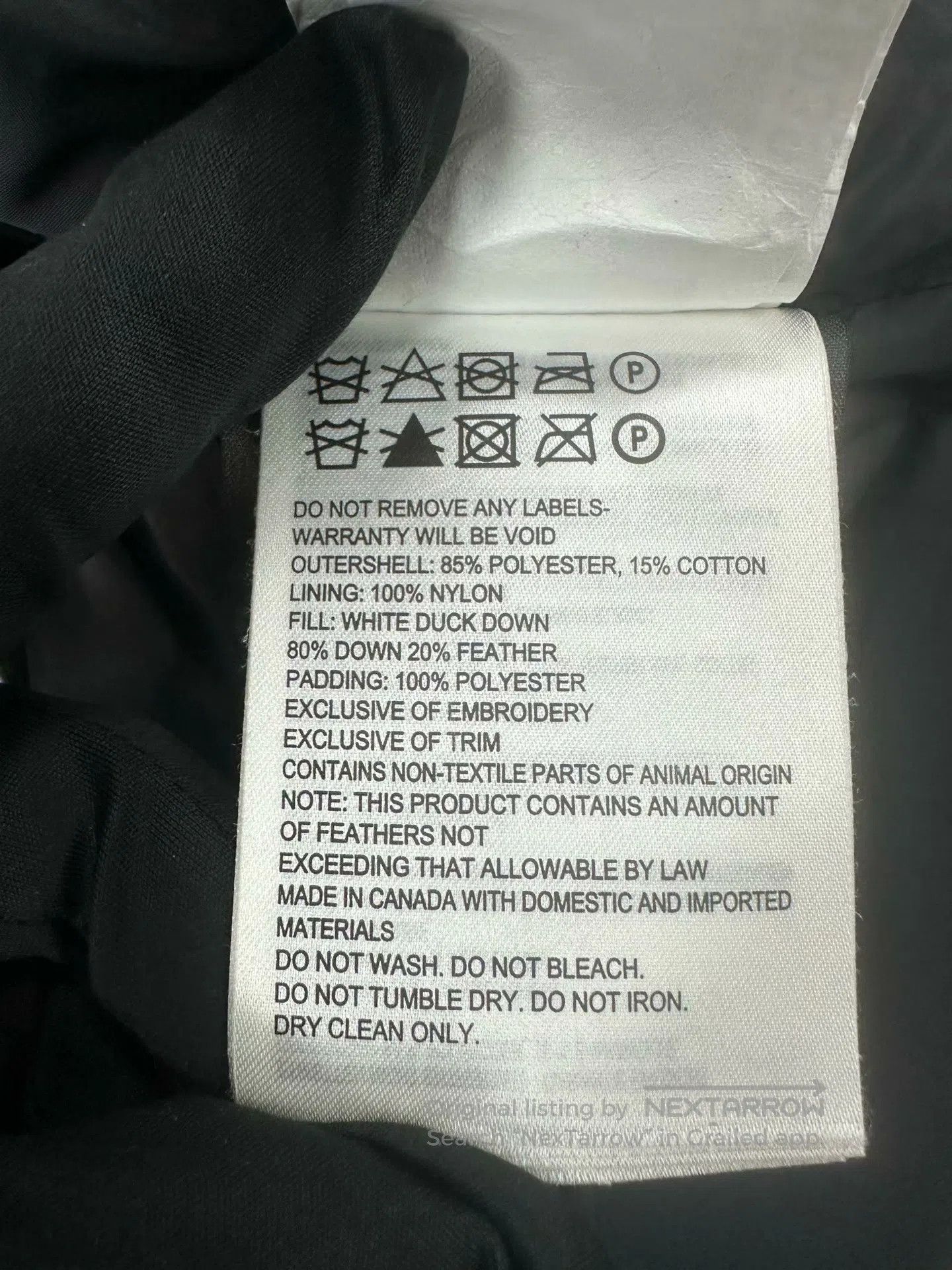 Canada Goose Canada Goose Black down jacket with a logo on the chest| Size US M / EU 48-50 / 2 - 4 Thumbnail