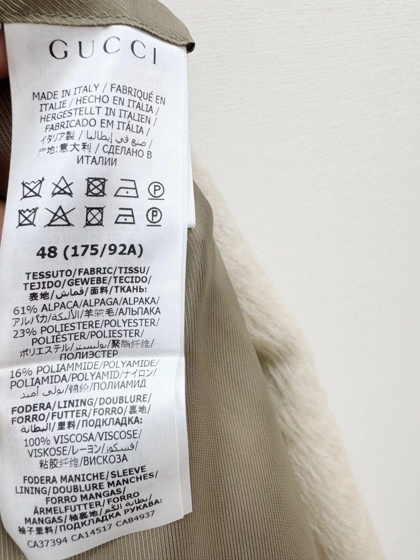 Gucci Gucci Short Wool Coat 48 New With Tags Authentic Size US M / EU 48-50 / 2 - 5 Thumbnail