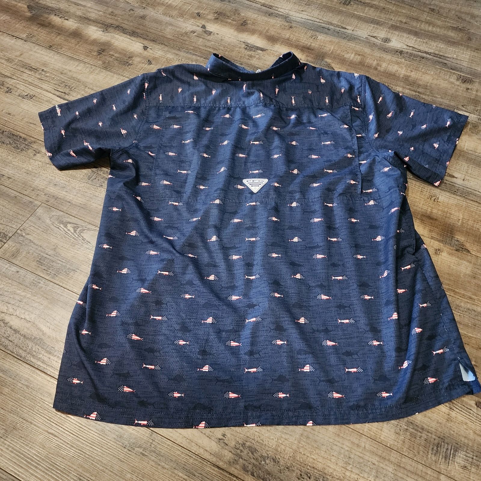 Columbia Columbia short sleeve button down men's shirt Size XL 2502 Size US XL / EU 56 / 4 - 6 Thumbnail