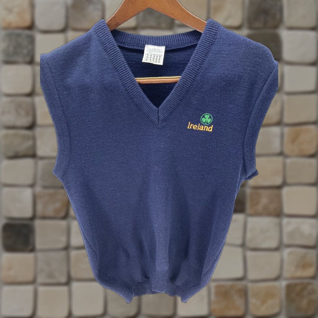 Vintage Blarney Woollen Mills Made Ireland Shamrock Irish Sweater Vest Men Medium Blue Pullover Crew Neck Classic All Seasons St Patrick’s Day Golf Size US M / EU 48-50 / 2 - 1 Thumbnail