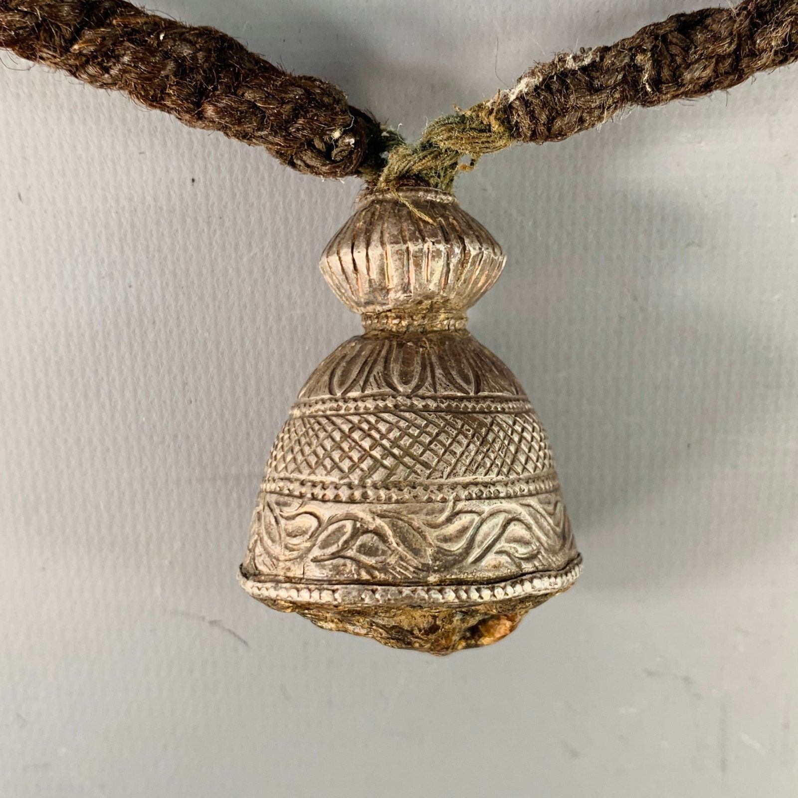 Vintage Brown Silver Cord Metal Chunky Beaded Pendant Necklace Size 36 - 3 Thumbnail