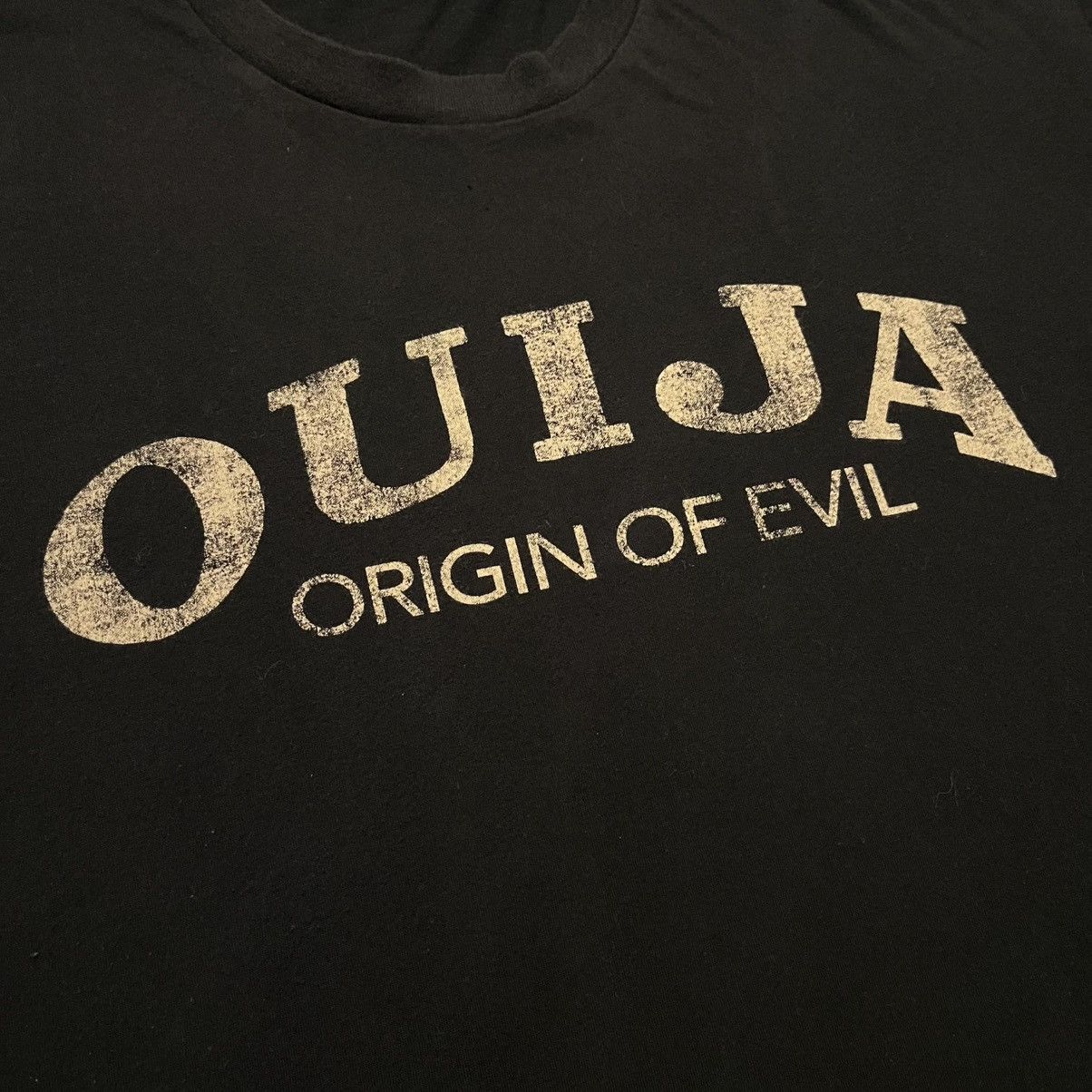 Vintage RARE Ouija Origin of Evil Horror Scary Movie Promotional Tee Size US L / EU 52-54 / 3 - 5 Thumbnail