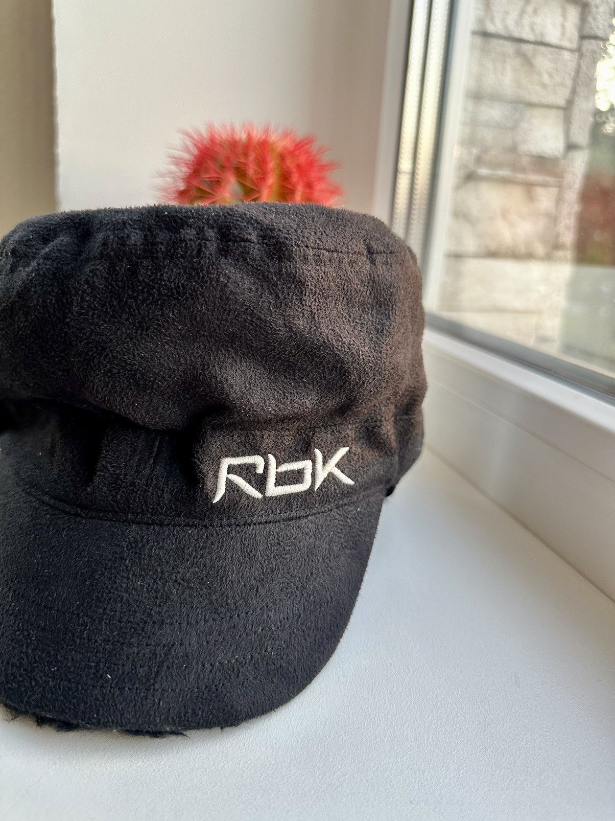 Reebok Vintage Ushanka Reebok Y2K Avantgard Size ONE SIZE - 6 Thumbnail