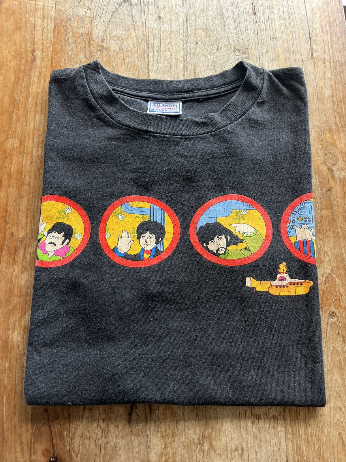 Band Tees × Vintage Vintage The Beatles Submariner 1999’s Art design Tshirt Size US L / EU 52-54 / 3 - 1 Thumbnail