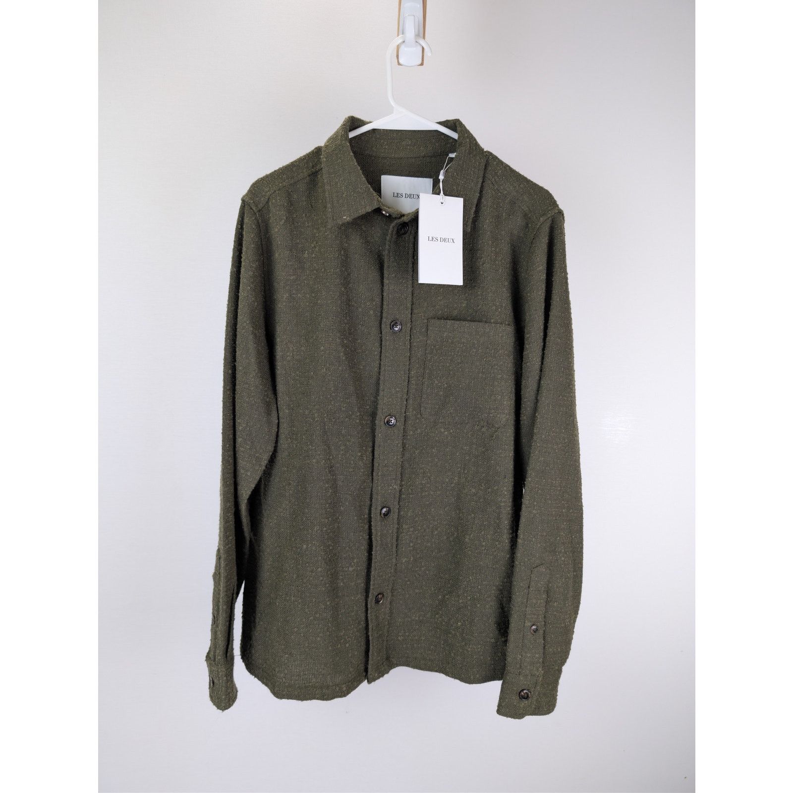 Les Deux o1rshd1 CC20 Kent Corduroy Shirt in Rosin Green Size US M / EU 48-50 / 2 - 8 Thumbnail