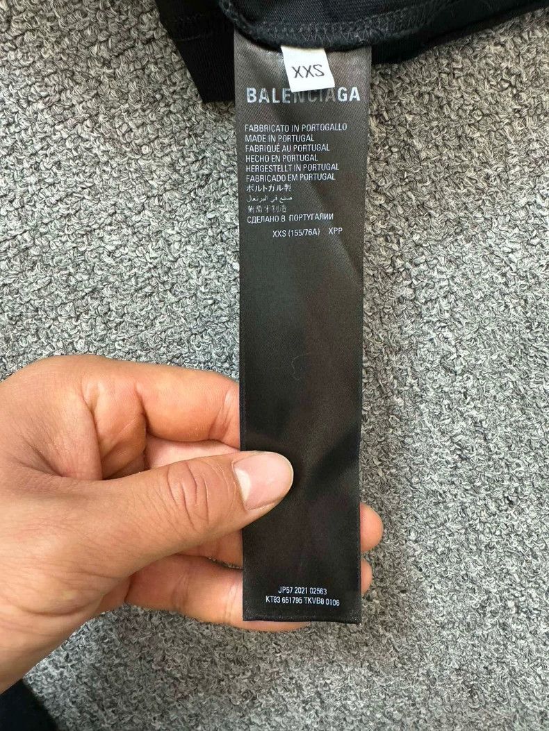 Balenciaga Balenciaga Black short sleeves with big holes short sleeves Size US XXS / EU 40 - 5 Thumbnail