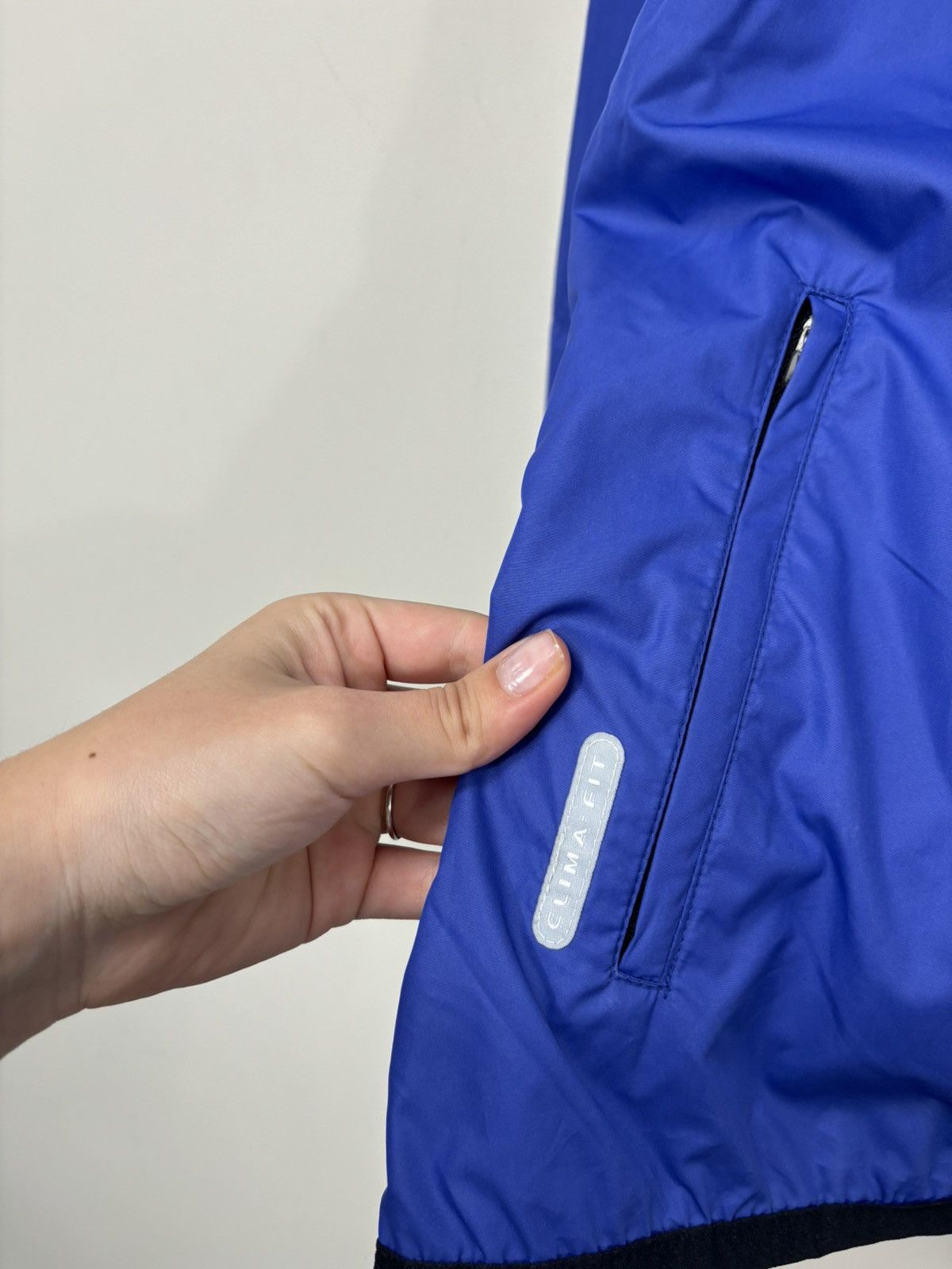 Nike Vintage Nike Y2K Clima-Fit Retro Hype Blue Track Jacket Size US M / EU 48-50 / 2 - 7 Thumbnail