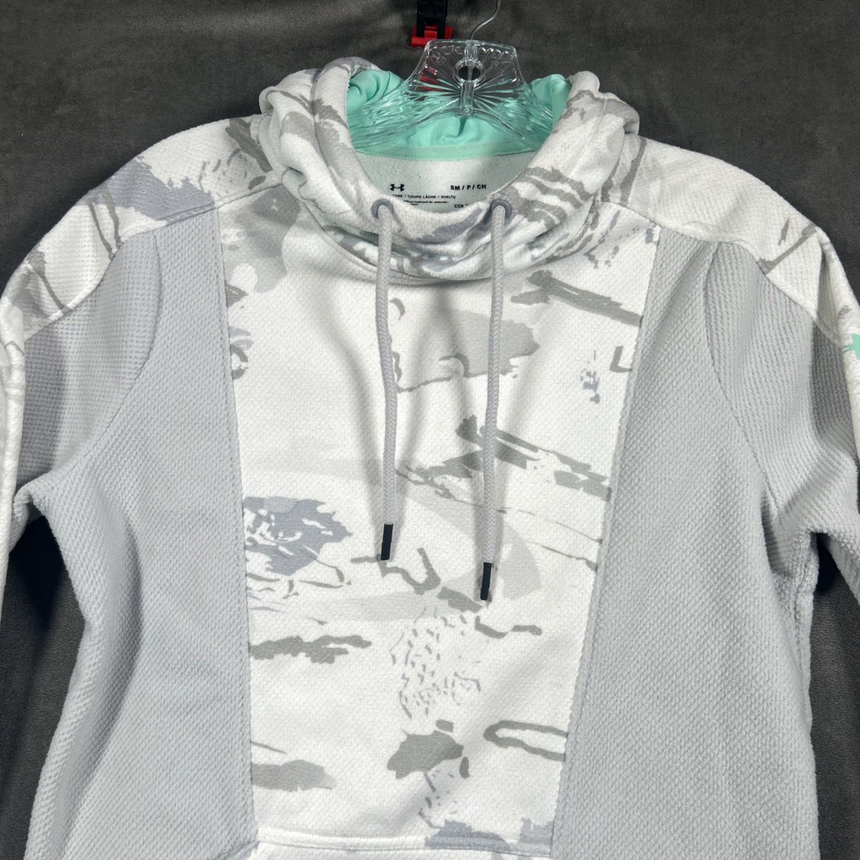 Under Armour Under Armour Hoodie Womens Small Pullover White Camouflage Cold Gear Long Sleeve Hooded Drawstring Regular Size S / US 4 / IT 40 - 2 Thumbnail