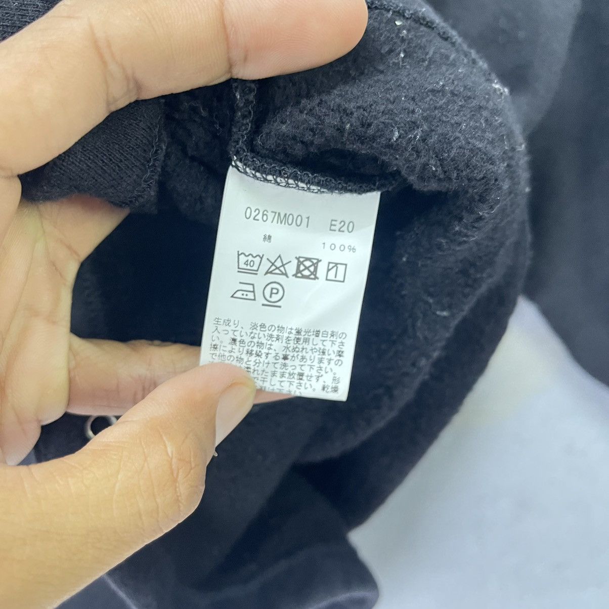 agnes b. agnès b. Snap Button Cropped Cardigan Black Minimalist Size S / US 4 / IT 40 - 9 Thumbnail