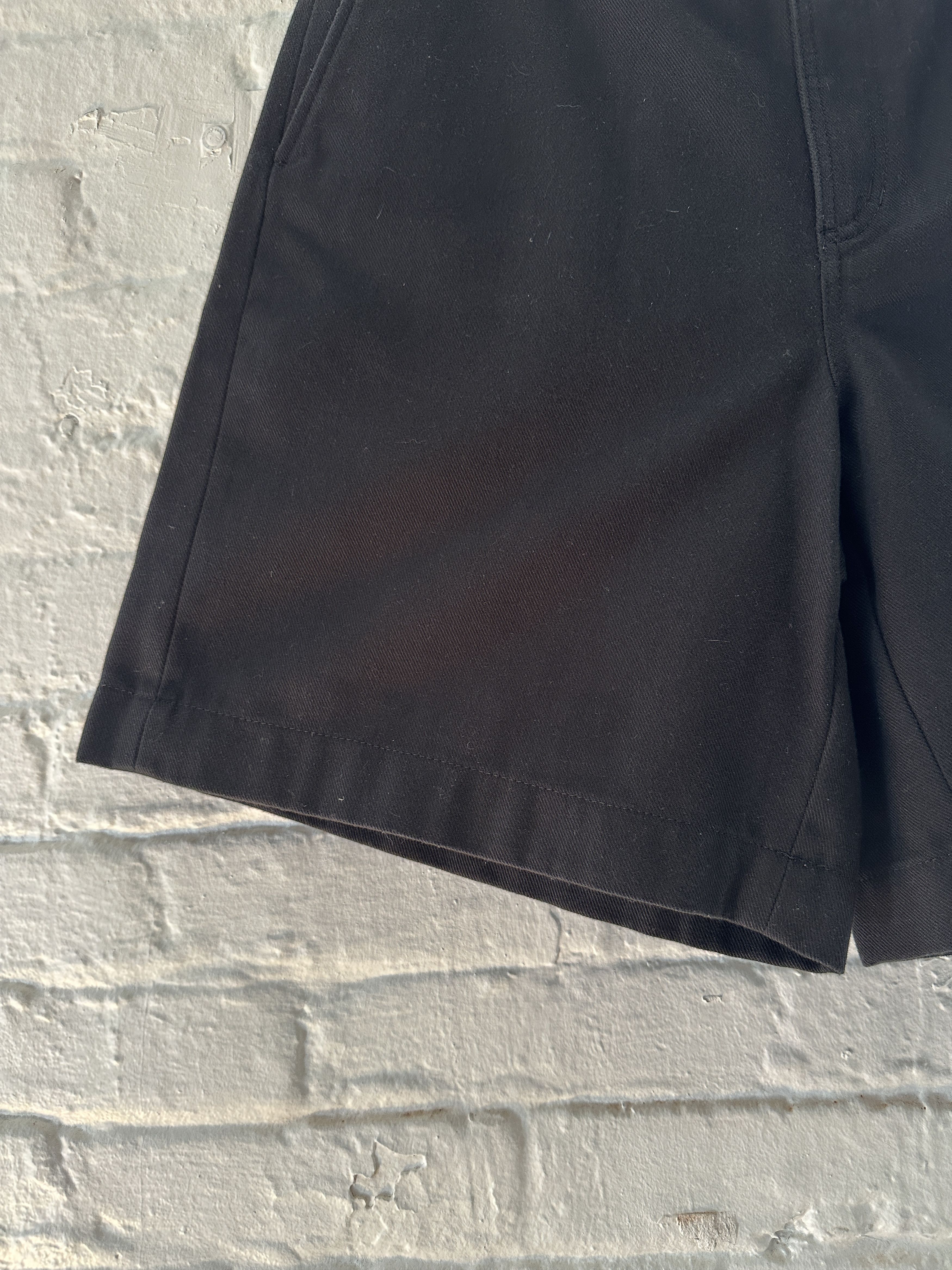 Acne Studios Acne Studios Wide Leg Shorts Size US 30 / EU 46 - 2 Thumbnail