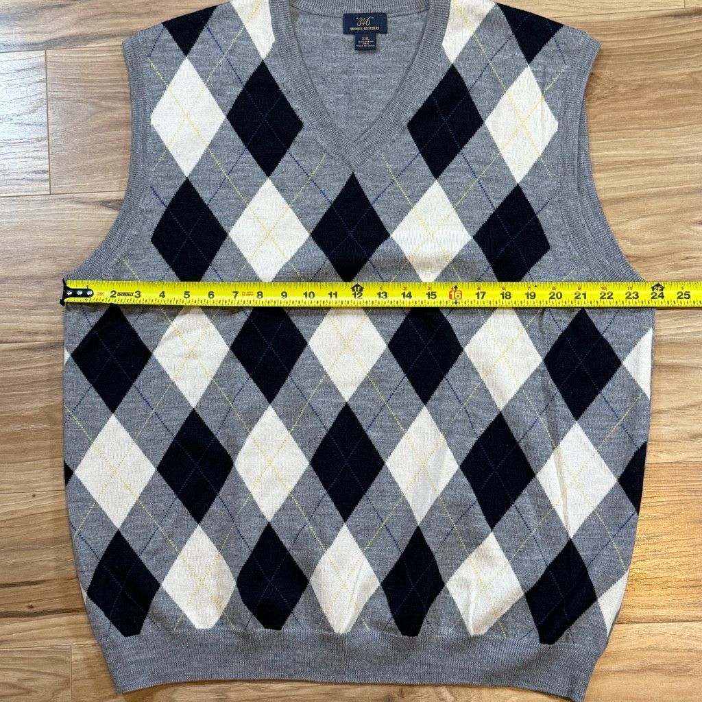 Brooks Brothers Brooks Brothers 346 Men’s XXL Argyle Sweater Vest Size US XXL / EU 58 / 5 - 4 Thumbnail