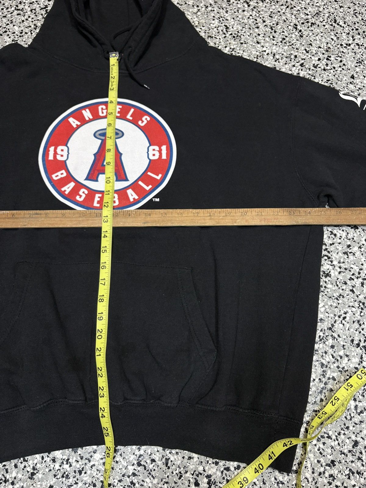 MLB Vintage 2011 LA Times Anaheim Angels Black Hoodie Sz XL 0587 Size US XL / EU 56 / 4 - 6 Thumbnail