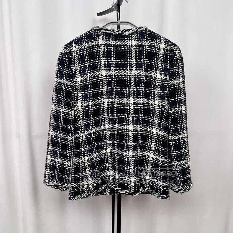 Chanel Chanel Black navy blue milky white colour-blocked jacket Size XXS / US 00 / IT 34 - 2 Thumbnail