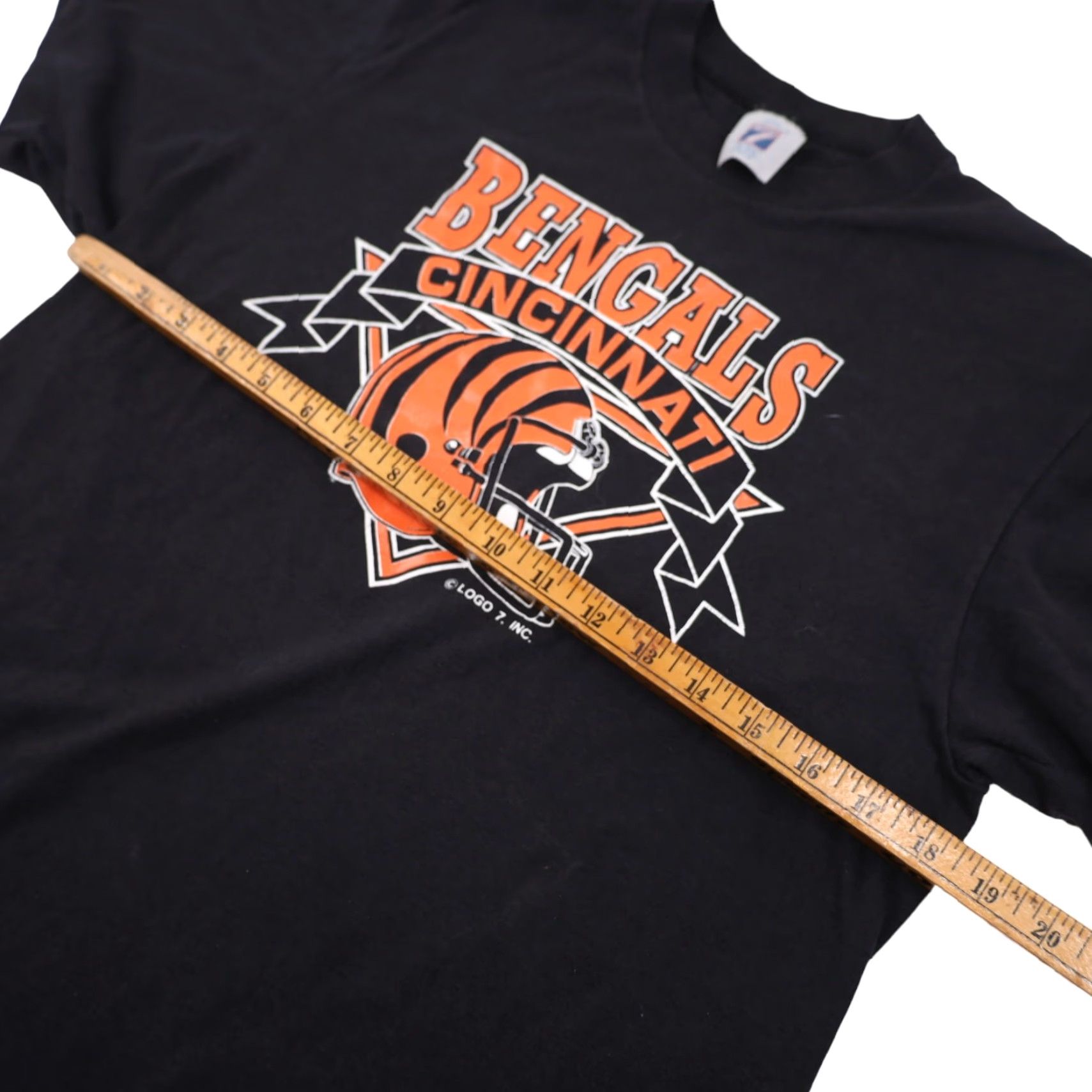 Logo 7 VINTAGE Cincinnati Bengals Logo 7 Graphic T Shirt Mens Large Black T-Shirt Size US L / EU 52-54 / 3 - 7 Thumbnail