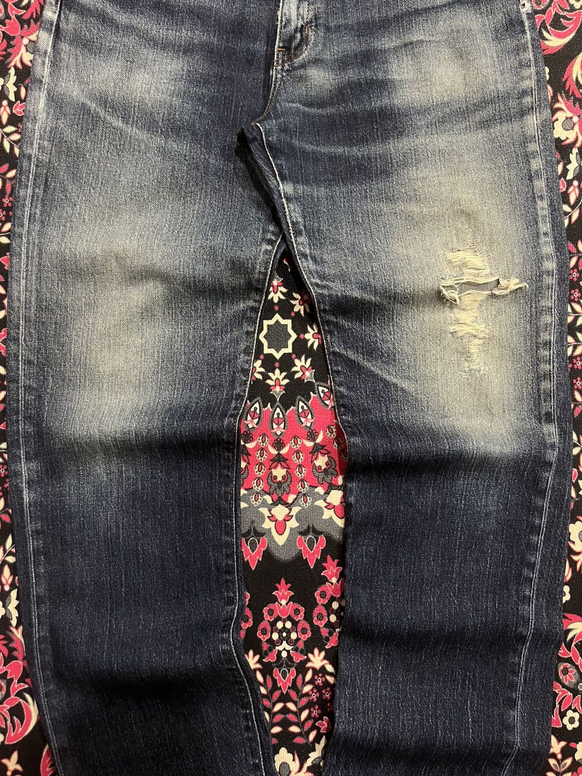 Jun Takahashi ⚡️Vintage⚡️Uniqlo UJ Dark Blue Washed Distressed Frayed Jeans Size US 33 - 10 Thumbnail