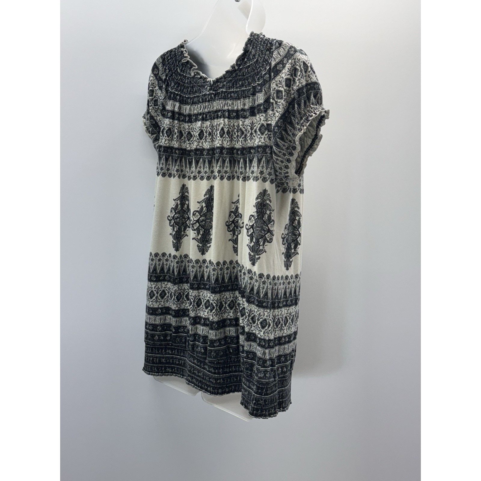 Other Cato Women’s Top Blouse Size 18/20 Black Short Sleeve Size XXL / US 16-18 / IT 52-54 - 2 Thumbnail