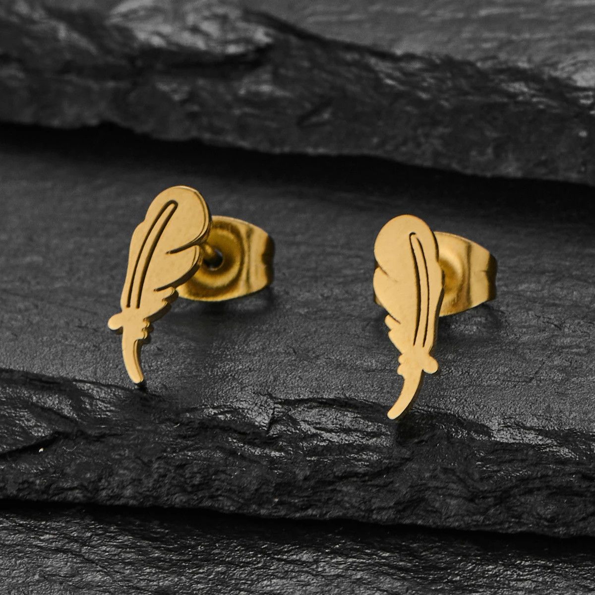 Jewelry Mini Feather Stud Earrings Charm Earring Gift Size ONE SIZE - 2 Thumbnail