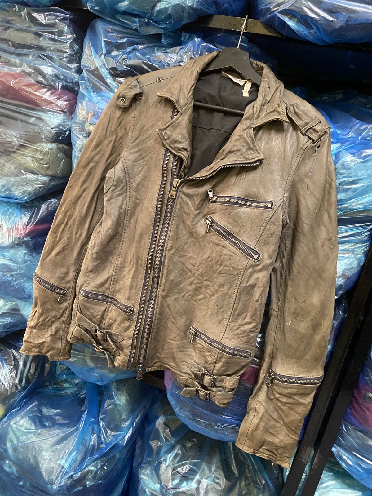 AZ by junhashimoto AZ Distressed Leather Moto Jacket Multiple Zippers Buckles Size US S / EU 44-46 / 1 - 2 Thumbnail