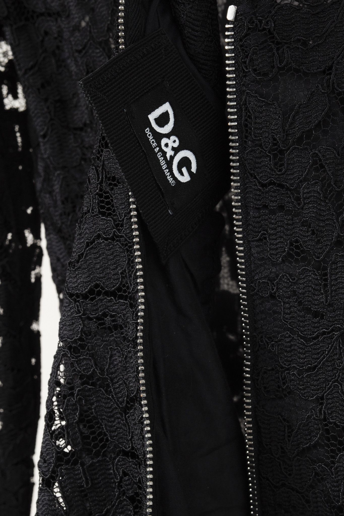 Dolce & Gabbana D&G Dolce & Gabbana AW/09 Black Lace 3/4-Sleeve Midi Dress Size S / US 4 / IT 40 - 4 Thumbnail