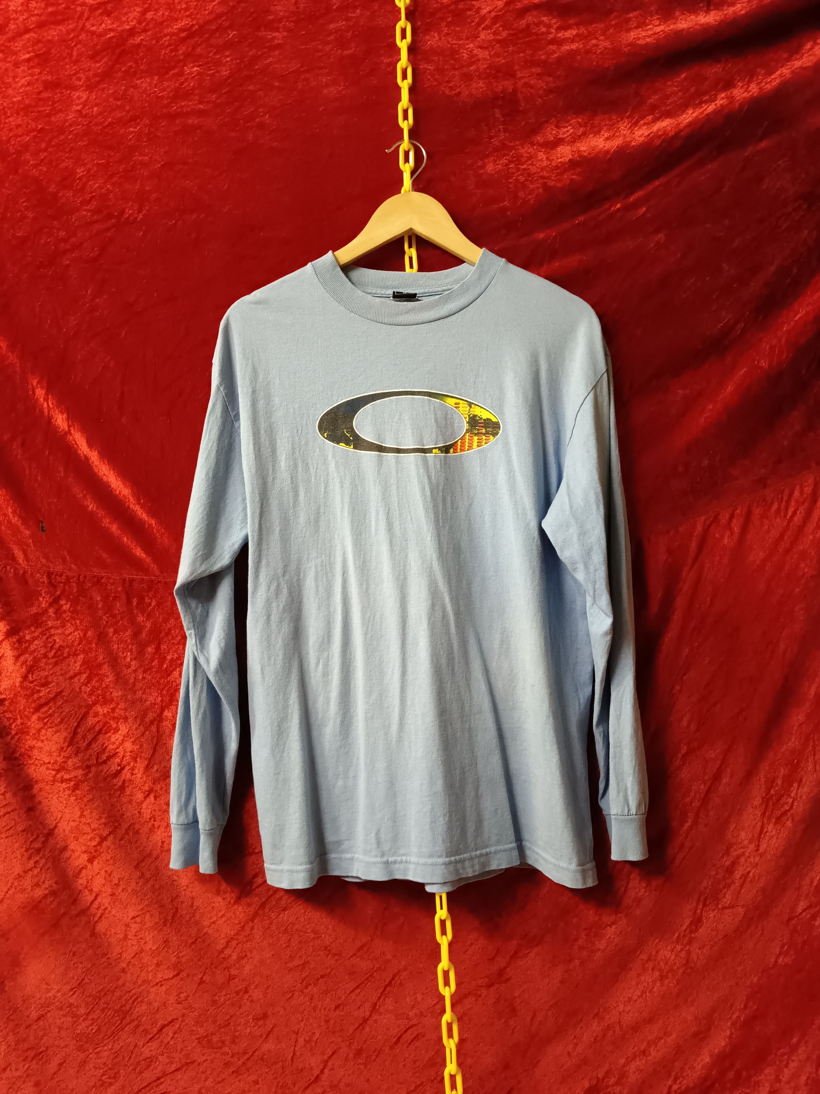 Oakley Center Logo Size US M / EU 48-50 / 2 - 12 Thumbnail