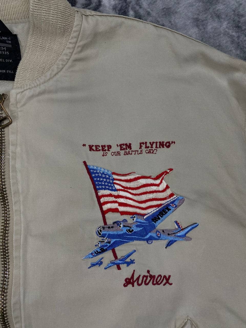 Avirex Vintage Avirex Bomber Jacket Made In Japan Men Size M Beige Size US M / EU 48-50 / 2 - 4 Thumbnail