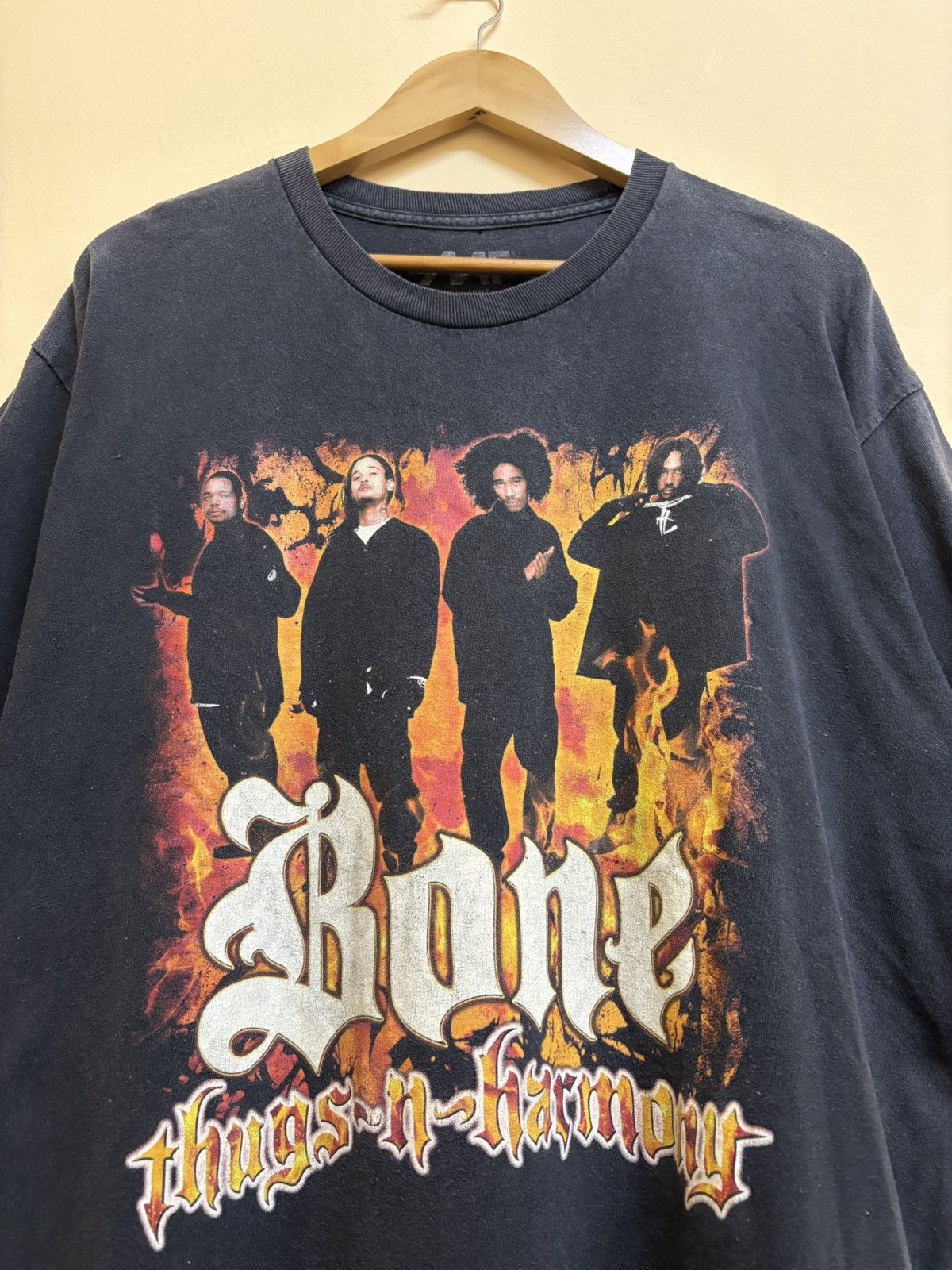 Rap Tees Vintage Y2k Bone Thugs N Harmony Line Up Band Rap T-Shirt Size US XL / EU 56 / 4 - 3 Thumbnail