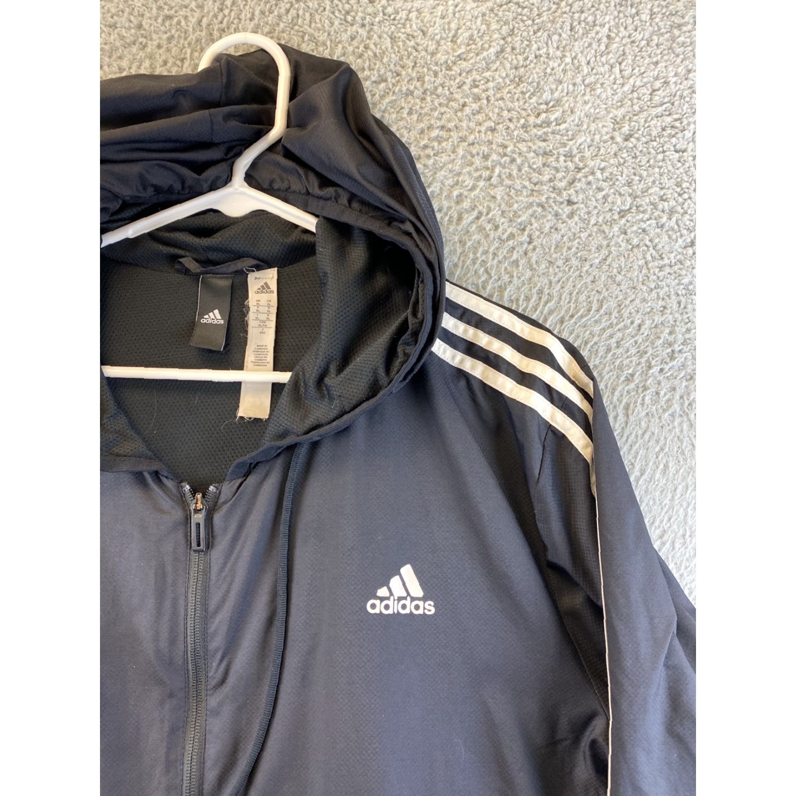 Adidas adidas Windbreaker Jacket Mens XL Black Sports Casual All Seasons Athletic - 89-25 Size US XL / EU 56 / 4 - 2 Thumbnail