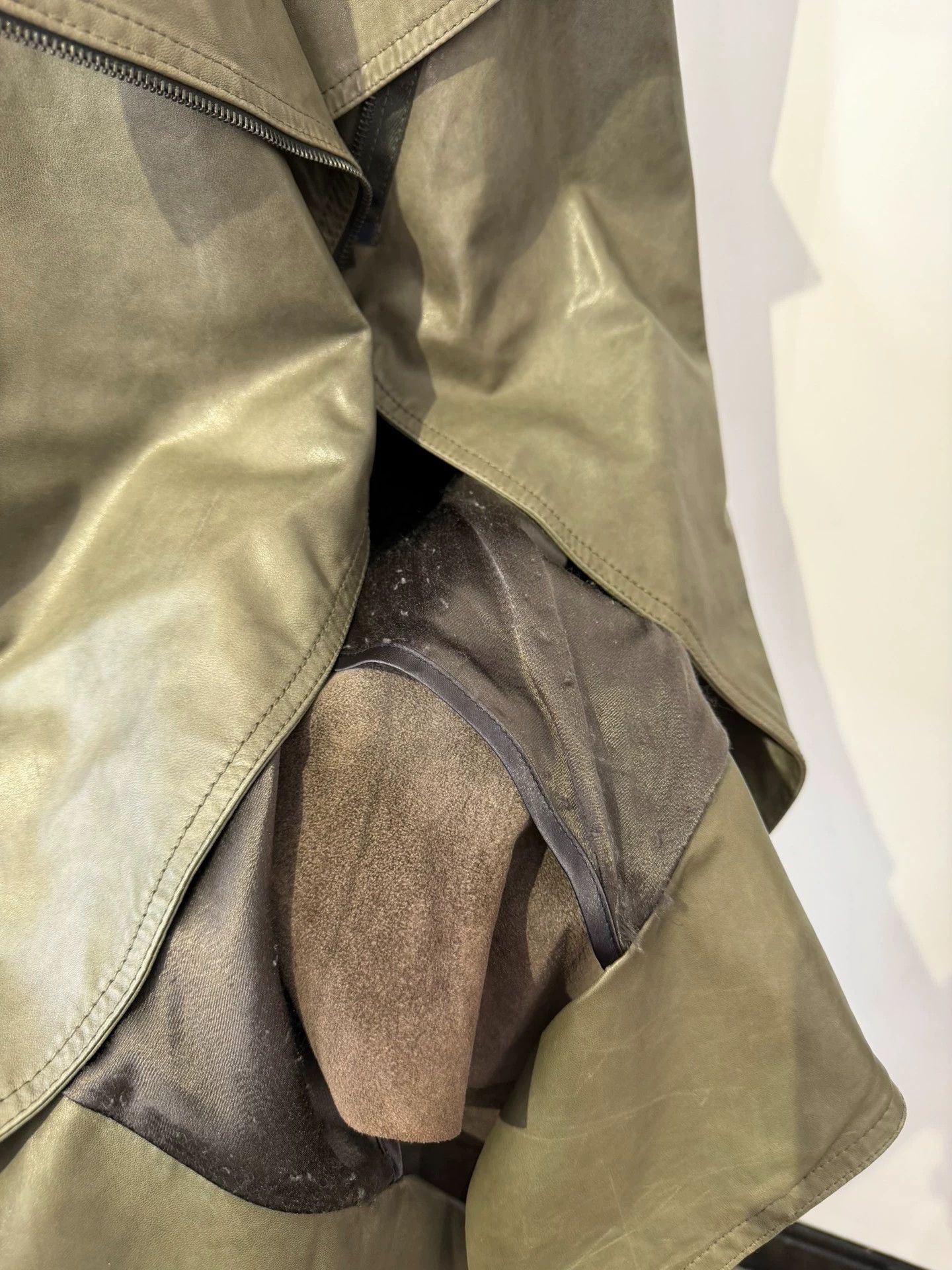 Haider Ackermann Haider Ackermann grey-green sheepskin vest Size M / US 6-8 / IT 42-44 - 4 Thumbnail