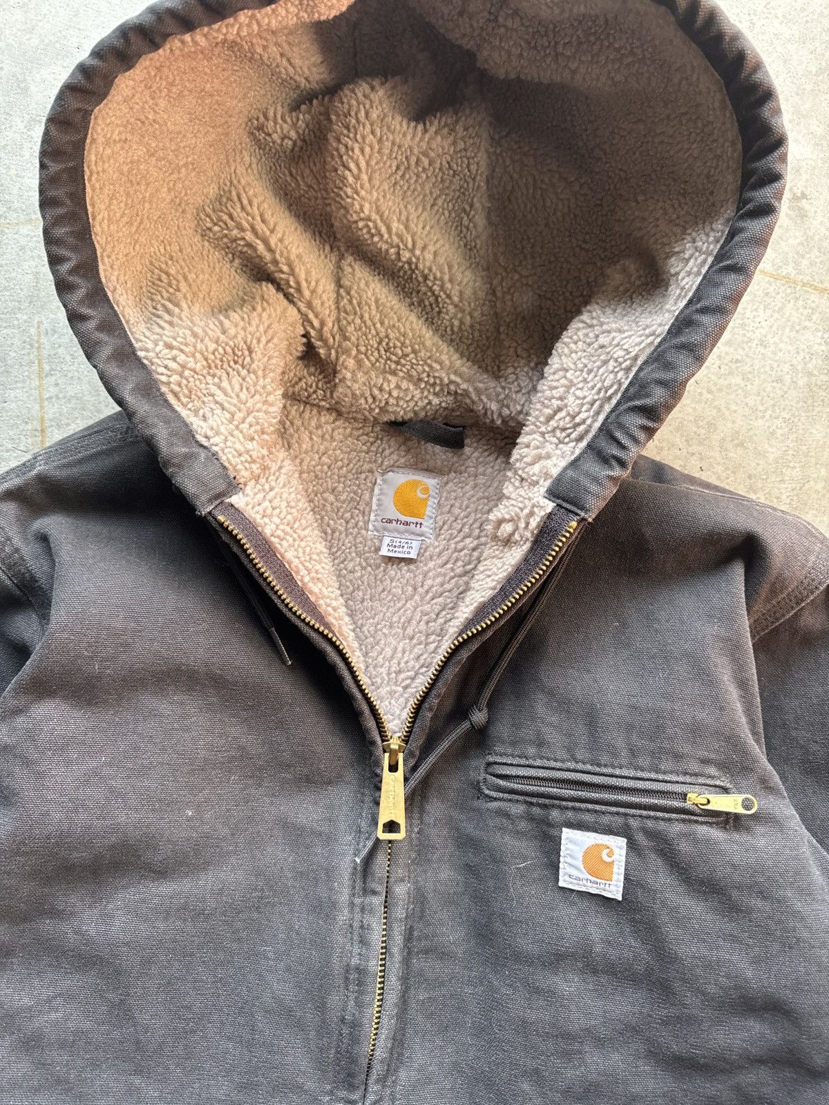 Carhartt Crazy vtg 90’s faded carhartt zip up hooded jacket workwear Size US S / EU 44-46 / 1 - 3 Thumbnail