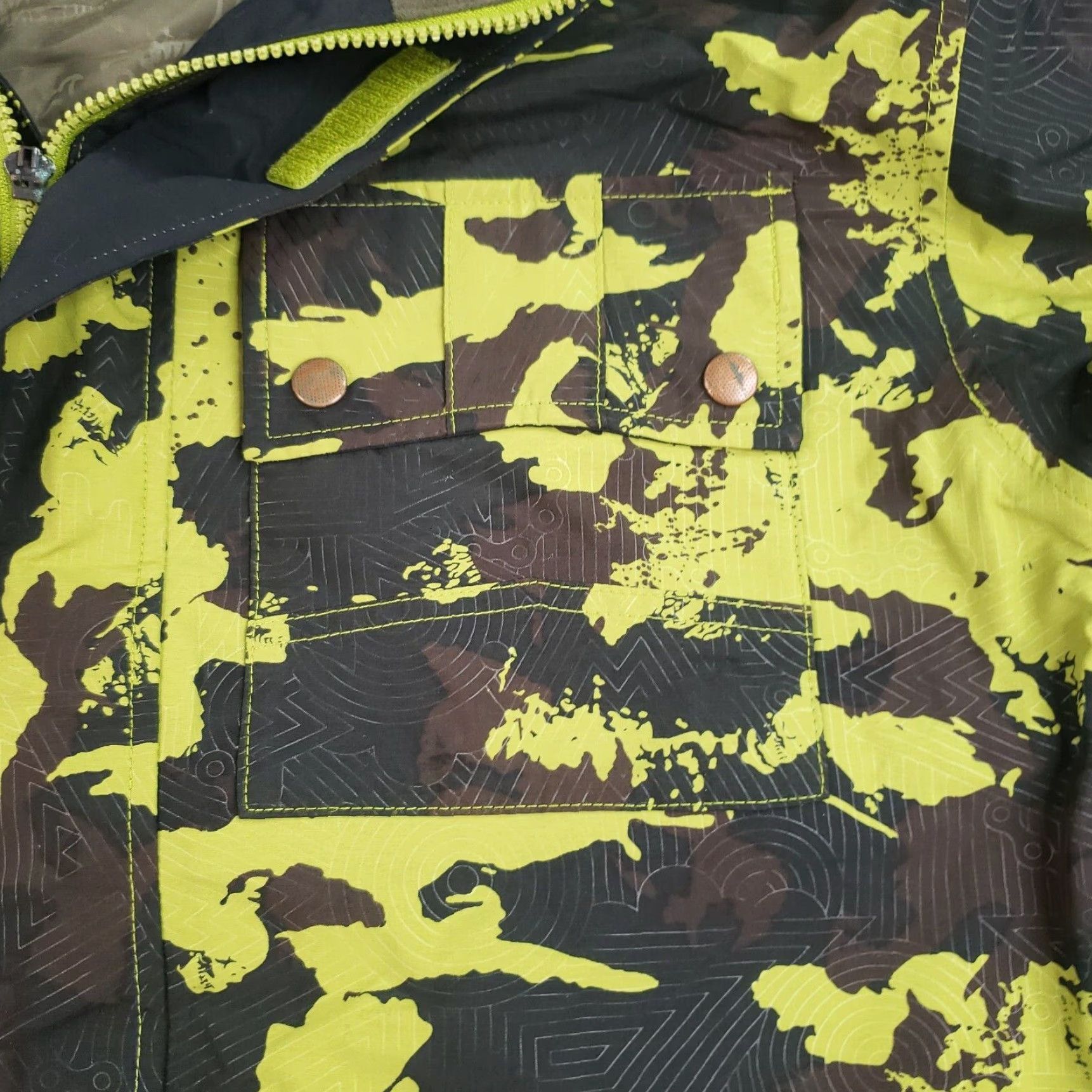 Vans VANS Jacket Mens L Green Camouflage Full Zip Hooded Outdoor Nylon Gore-Tex Size US L / EU 52-54 / 3 - 6 Thumbnail