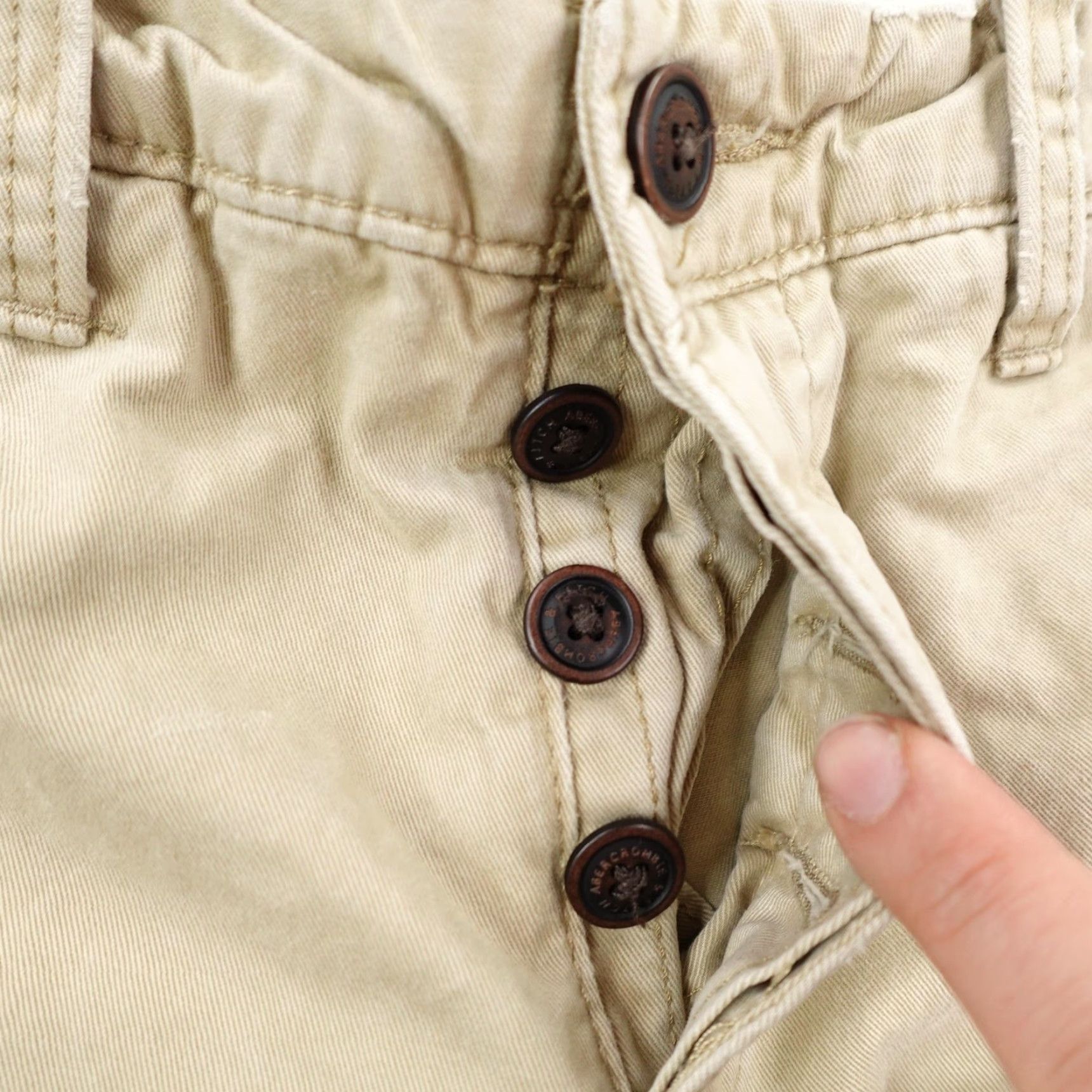 Abercrombie & Fitch Abercrombie & Fitch Pants Mens 32x34 Khaki Beige Tan Chino Button Fly Twill Casual Workwear Size US 32 / EU 48 - 6 Thumbnail