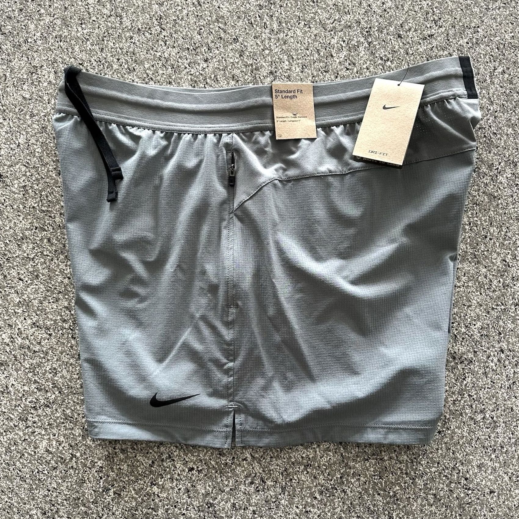 Nike Nike Flex Repel Dri-FIT 5" Unlined Training Shorts Mens XL Gray Nike Flex Repel 5" Training Shorts Mens XL Gray FN3002-084 Size US 36 / EU 52 - 2 Thumbnail