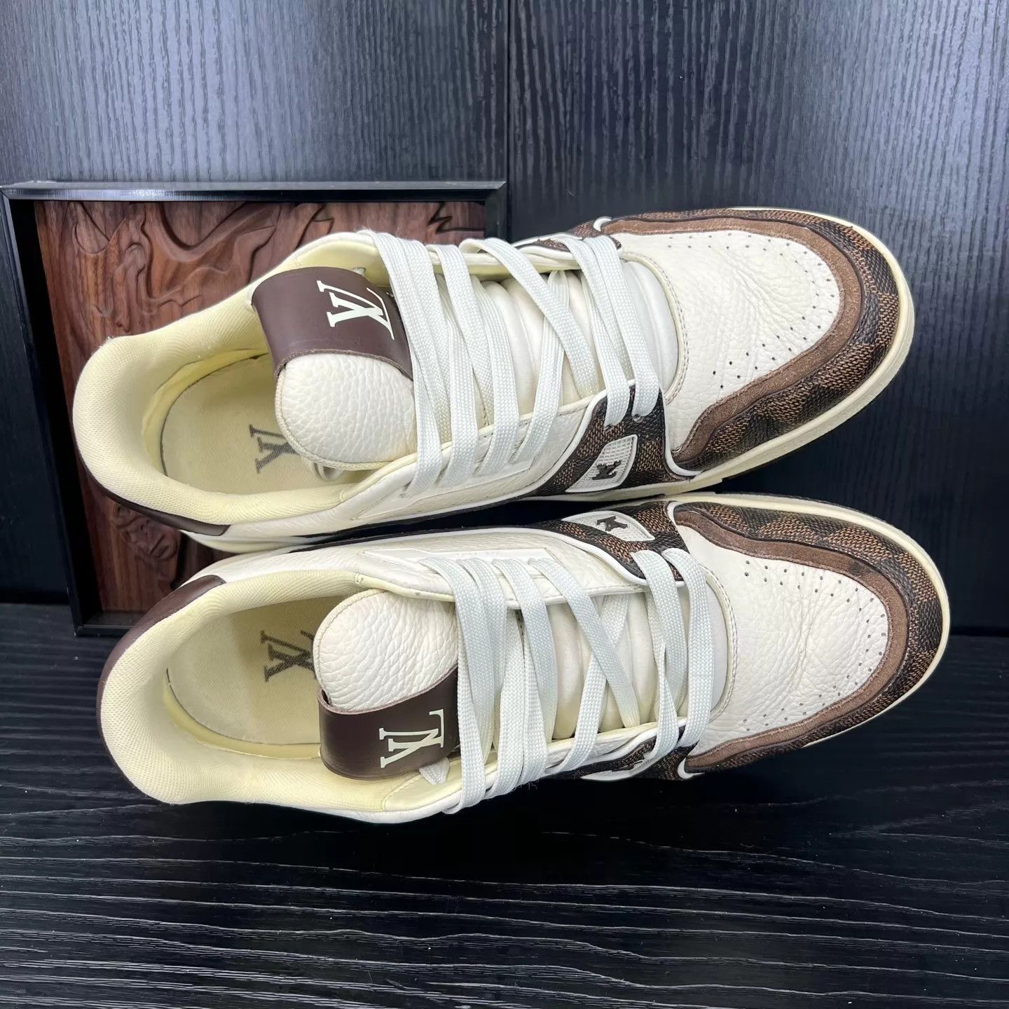 Louis Vuitton LV Trainer White Brown Checkerboard 8/42 Size US 9 / EU 42 - 2 Thumbnail