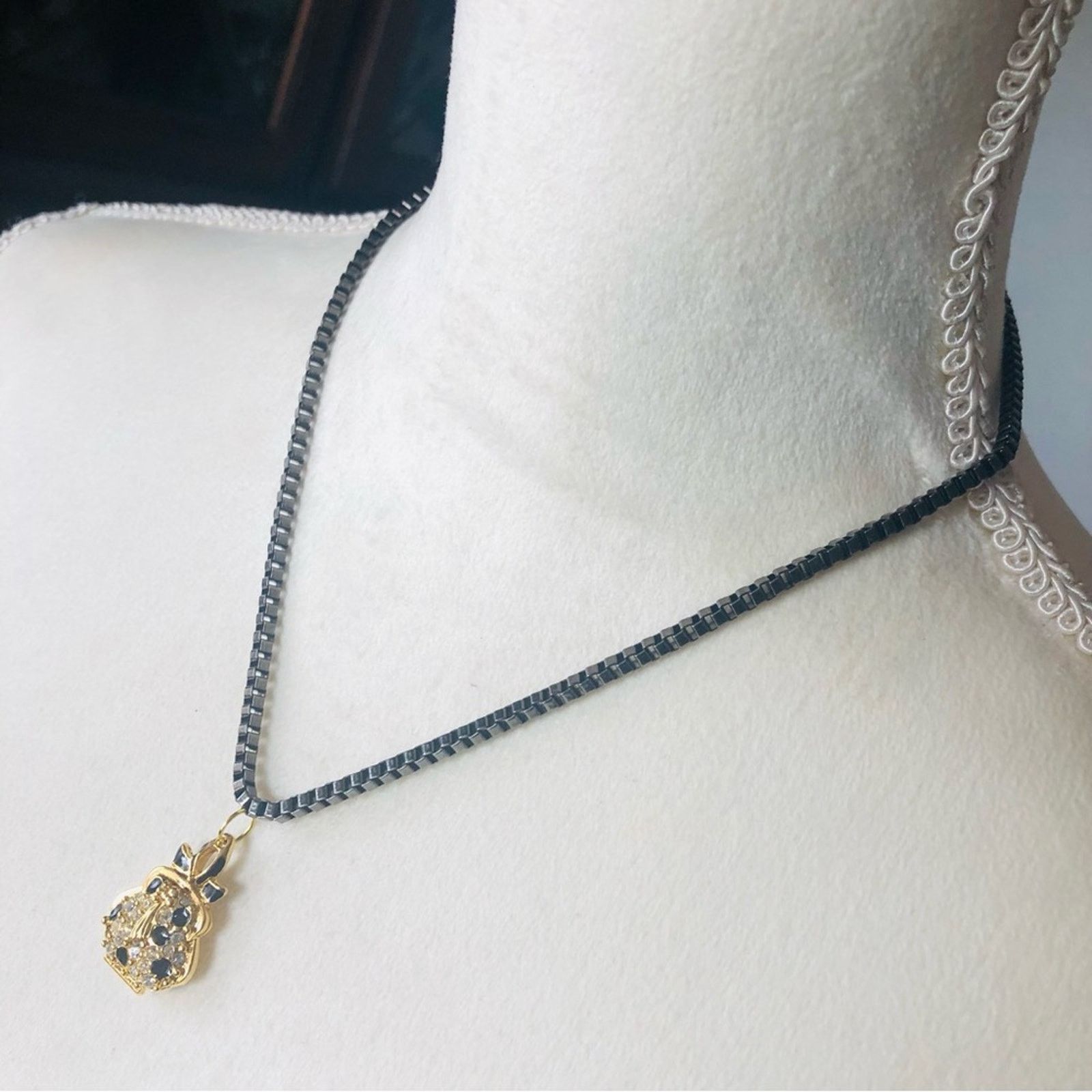 Jewelry Vintage enamel stone handbag pendant on chain necklace Size ONE SIZE - 6 Thumbnail