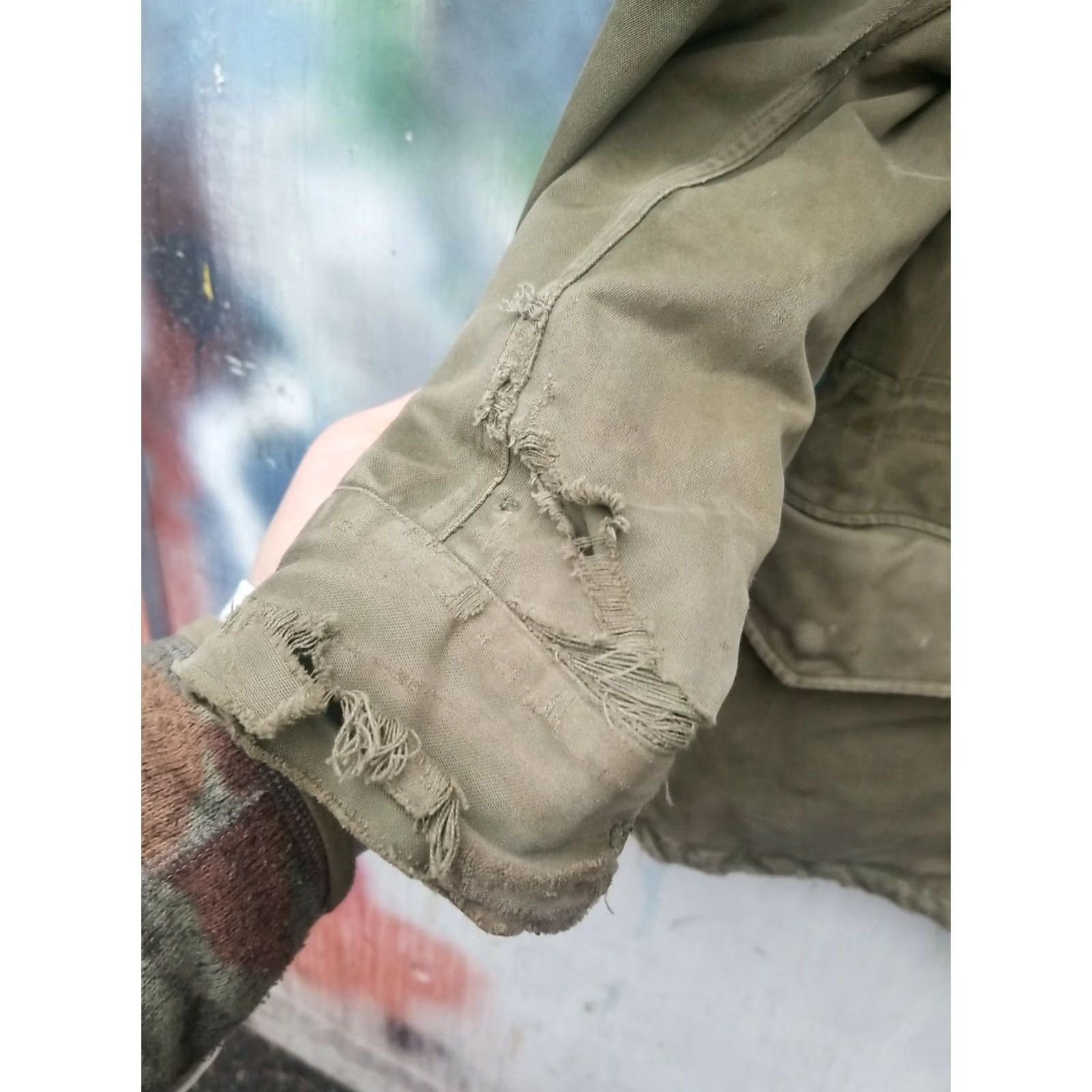 Vintage Vtg 50s Korean War Era M-1951 Issued Military Field Jacket Shell Mens Coat Green M-1951 Cotton Shell Zipper Snap Distressed Fading Size US M / EU 48-50 / 2 - 7 Thumbnail