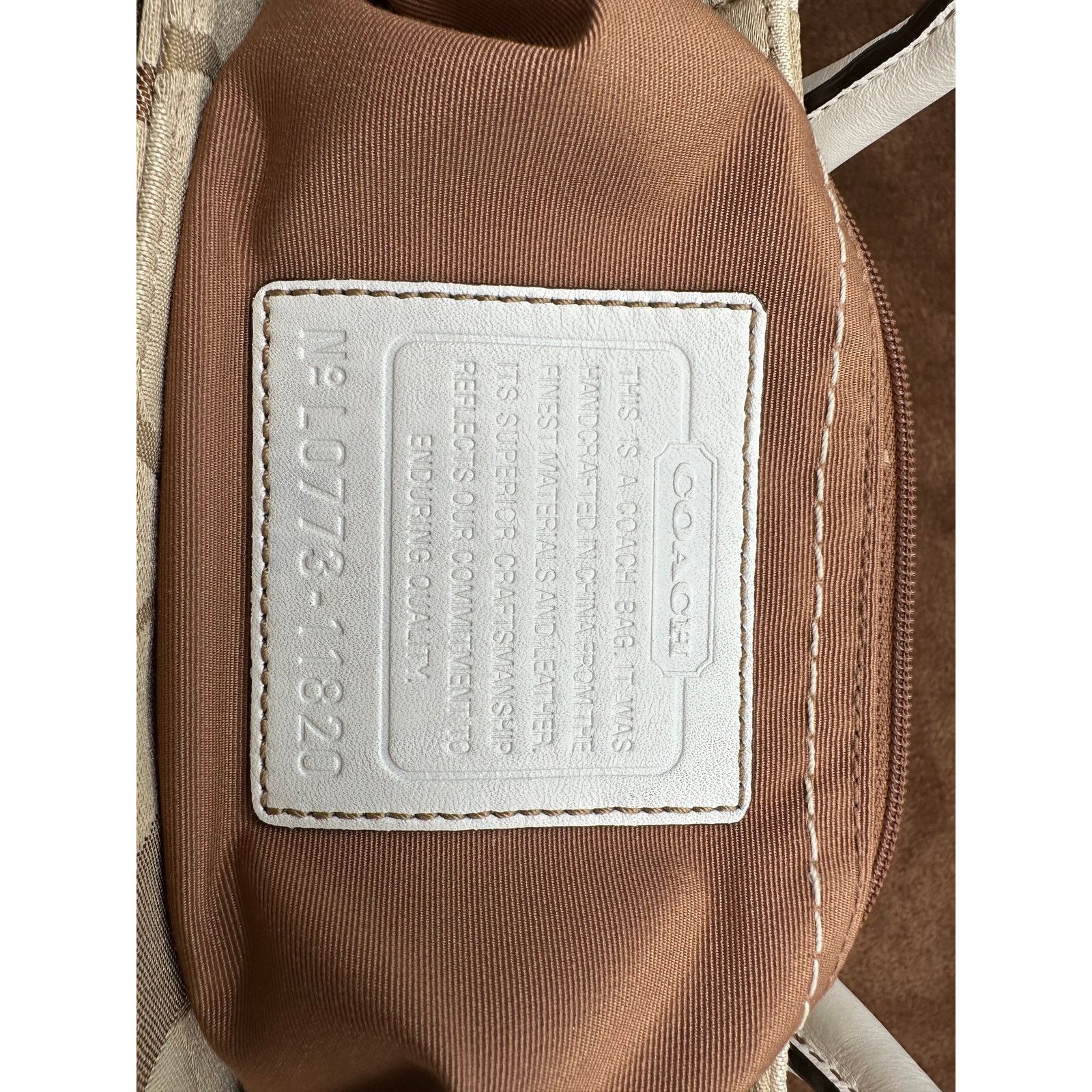 Coach Coach Hamptons Signature Canvas Scarf Tote Bag Size ONE SIZE - 8 Thumbnail