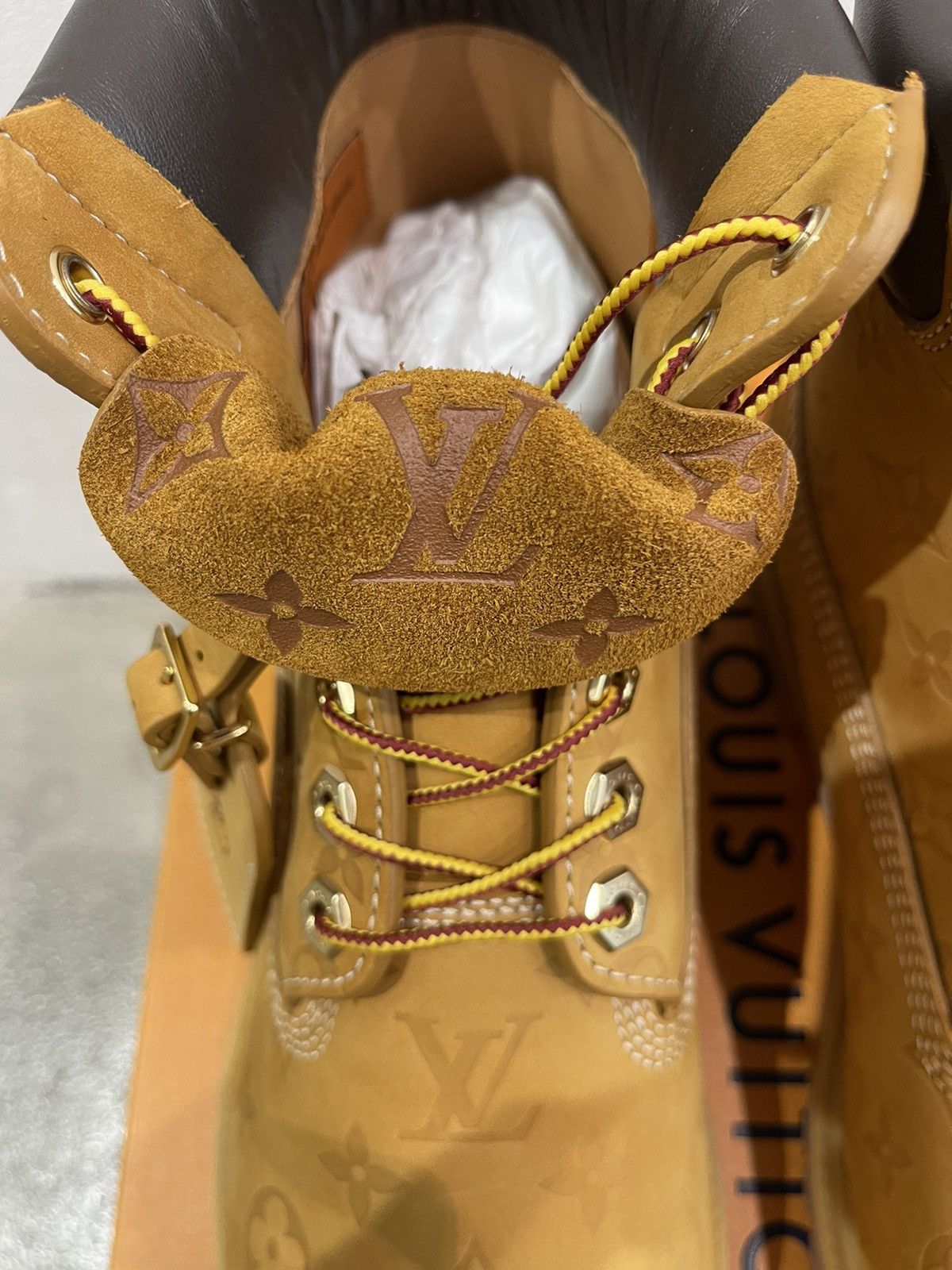 Louis Vuitton × Timberland Louis Vuitton x Timberland Size US 10.5 / EU 43-44 - 4 Thumbnail