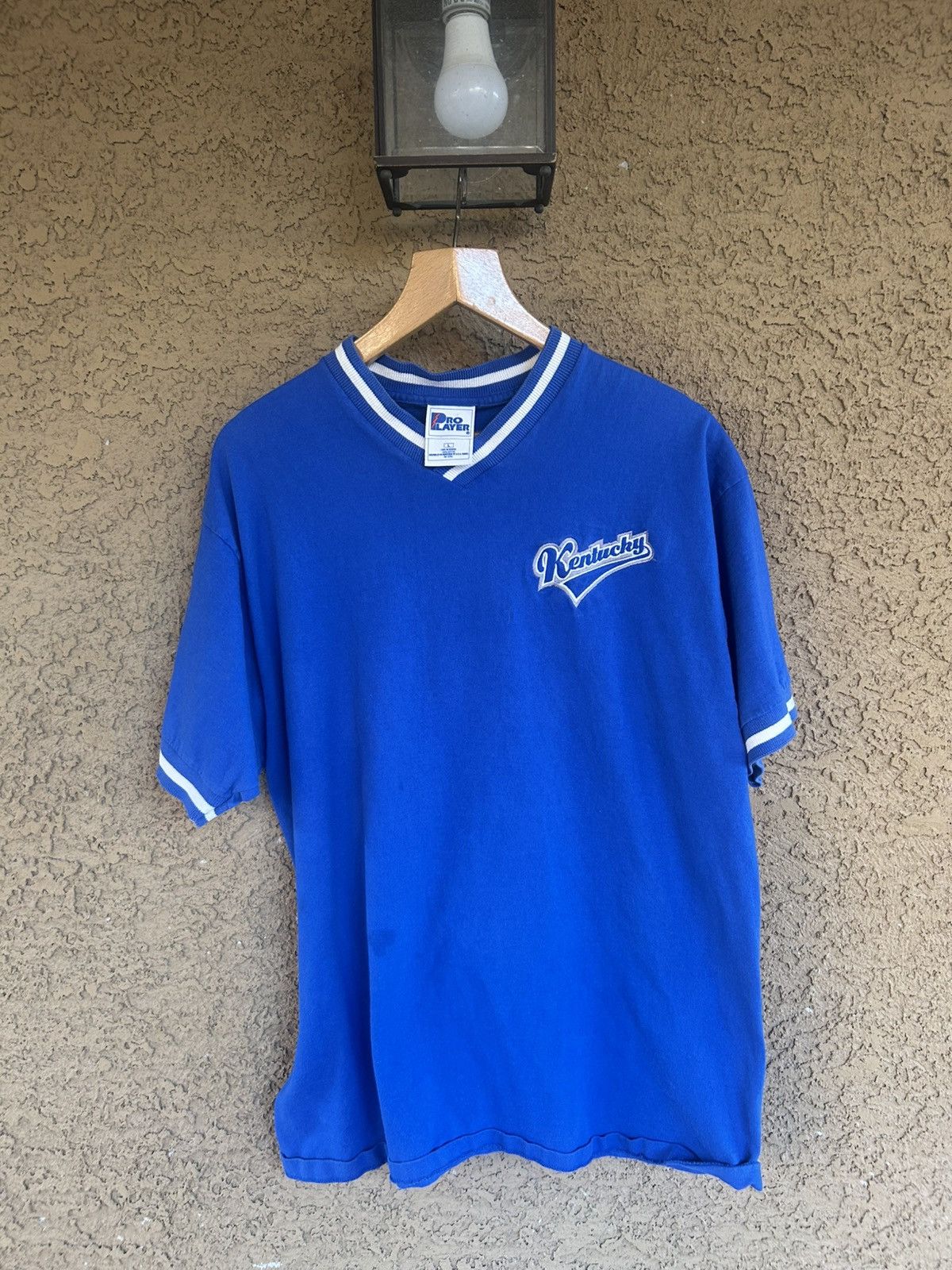 Pro Player × Vintage Vintage University of Kentucky Pro Player Shirt Size L Size US L / EU 52-54 / 3 - 4 Thumbnail