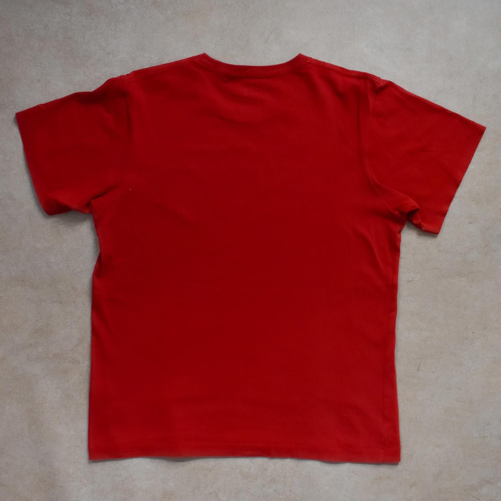 Uniqlo KAWS x Uniqlo Clean Slate Tee - S Size US S / EU 44-46 / 1 - 5 Thumbnail