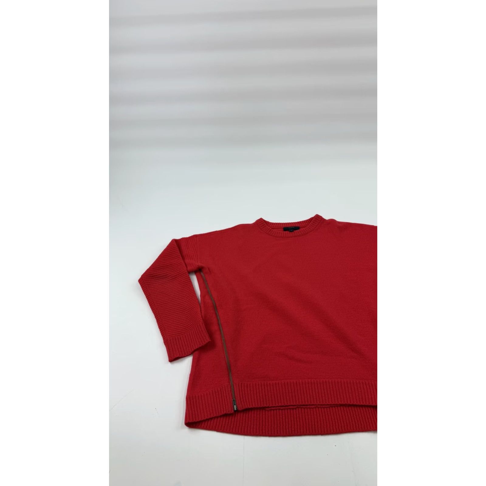 J.Crew J.Crew Sweater Womens Small Red 100% Wool Crewneck Side Zip Pullover Knit Size S / US 4 / IT 40 - 2 Thumbnail