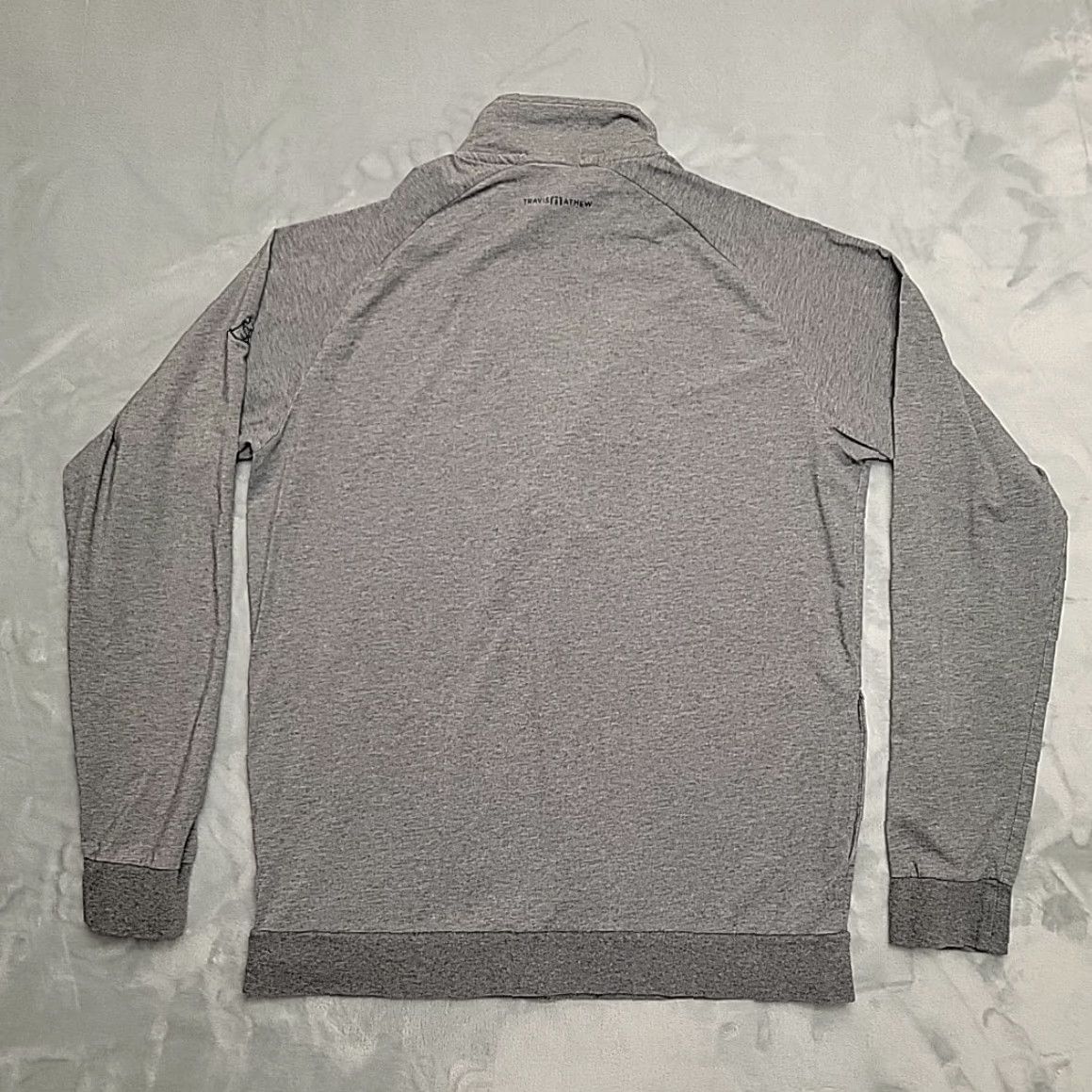 TravisMathew Travis Mathew Sweater Mens M Gray 1/4 Zip Long sleeve Performance Golf Pullover Size US M / EU 48-50 / 2 - 7 Thumbnail