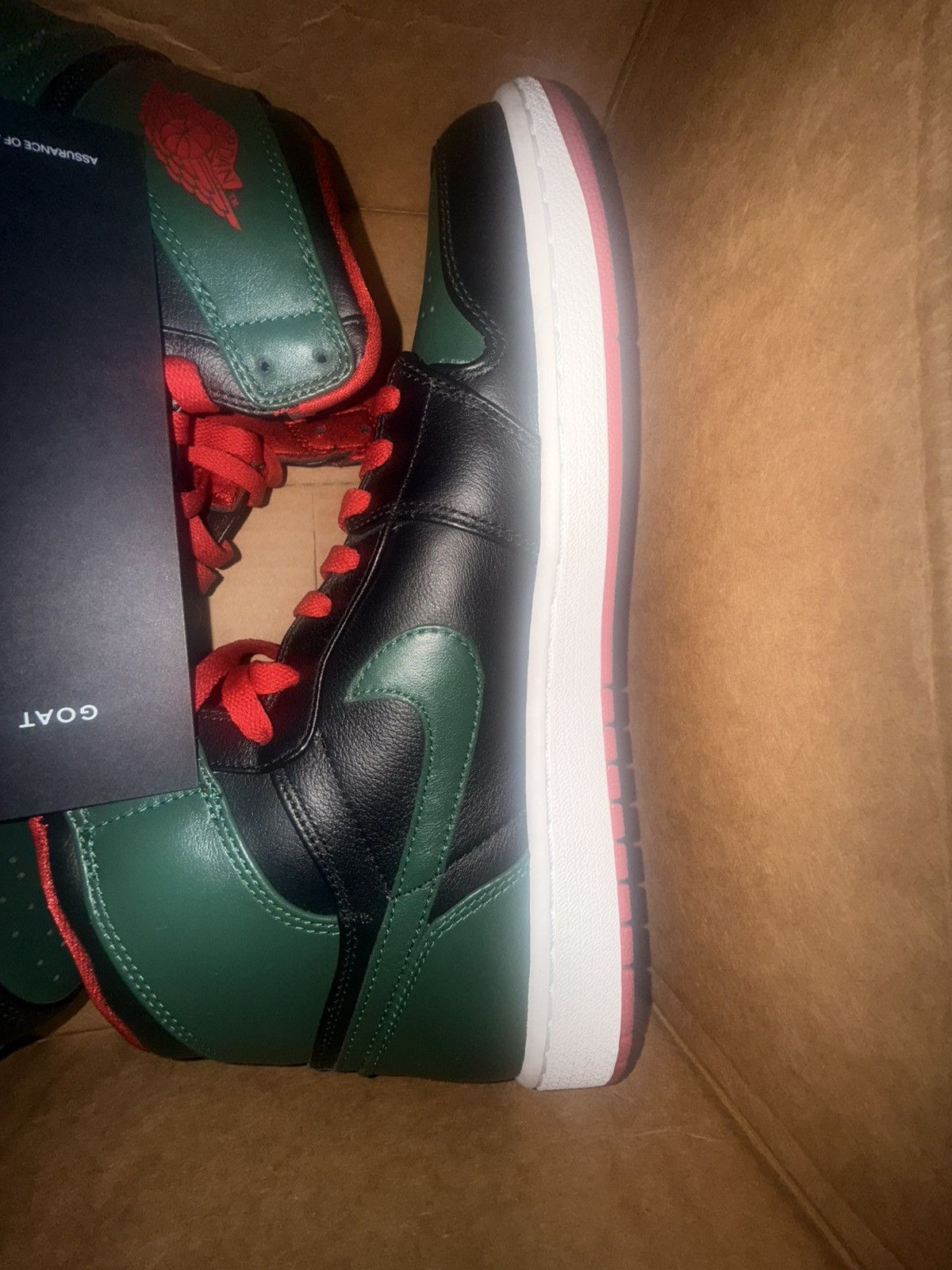 Jordan Brand Jordan 1 Retro OG Sz 12.5 Men’s 2012 Gucci ColorWay Edition Size US 12.5 / EU 45-46 - 8 Thumbnail