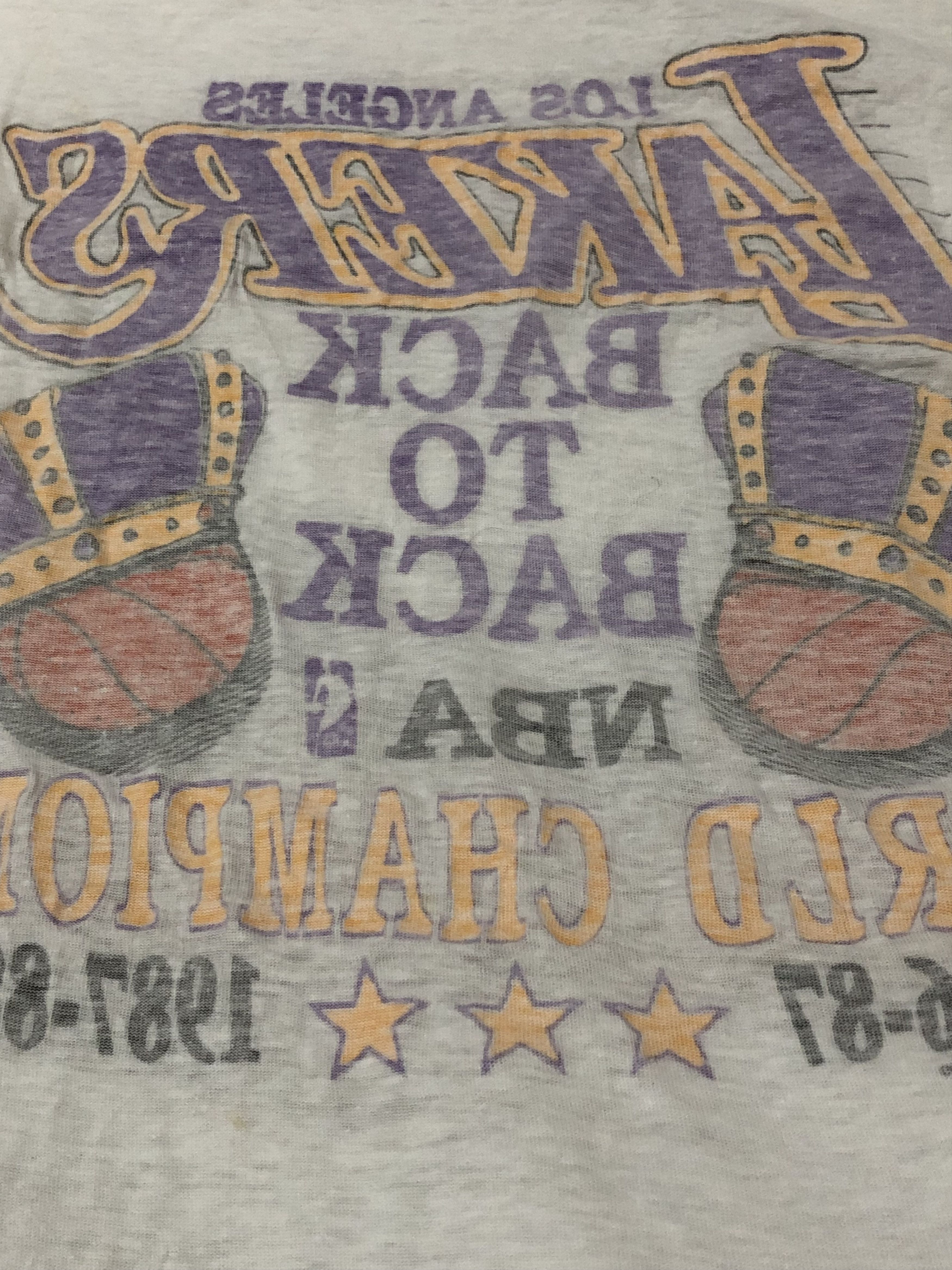 NBA × Vintage Vintage NBA World Champions L.A Lakers Tshirt Size US L / EU 52-54 / 3 - 7 Thumbnail