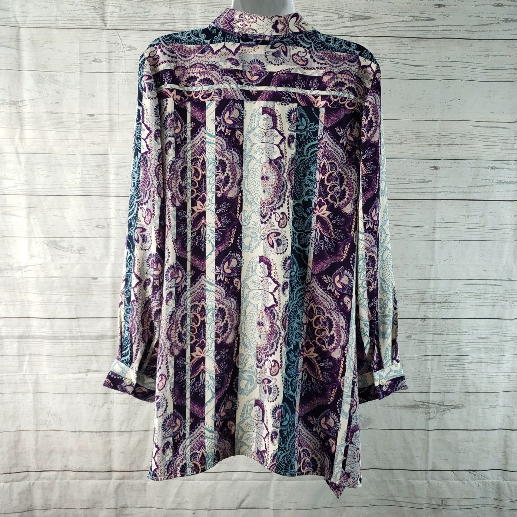 Vintage Chico's Womens Button Front Shirt Sz Medium Purple Floral Long Sleeve Shirt Women M Purple Floral Button-Up Size M / US 6-8 / IT 42-44 - 4 Thumbnail