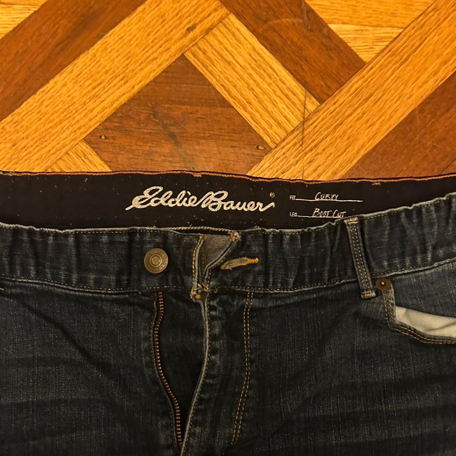 Eddie Bauer (XL) Eddie Bauer Curvy Bootcut Jeans with Distressed Cuffs Size 38" / US 16 / IT 52 - 3 Thumbnail