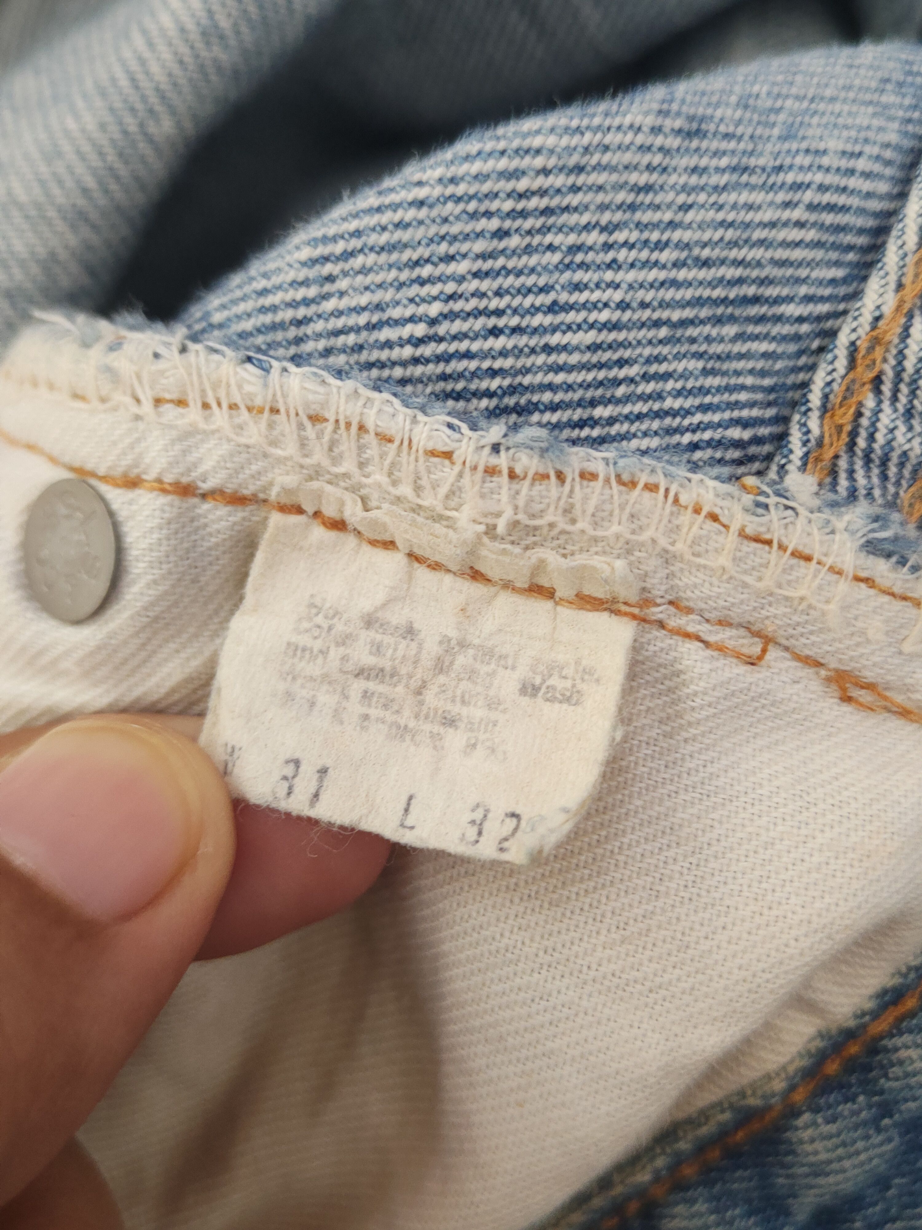 Levi's DL 80' 501 Vintage Levi's Distressed Ripped Jeans #46-828 Size US 30 / EU 46 - 13 Thumbnail