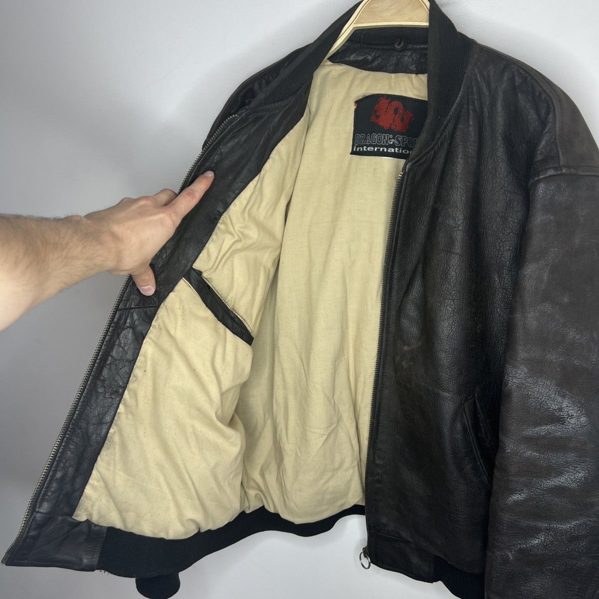 Vintage Vintage Heavy Flight Bomber Leather Jacket 90s Brown Size US XL / EU 56 / 4 - 7 Thumbnail