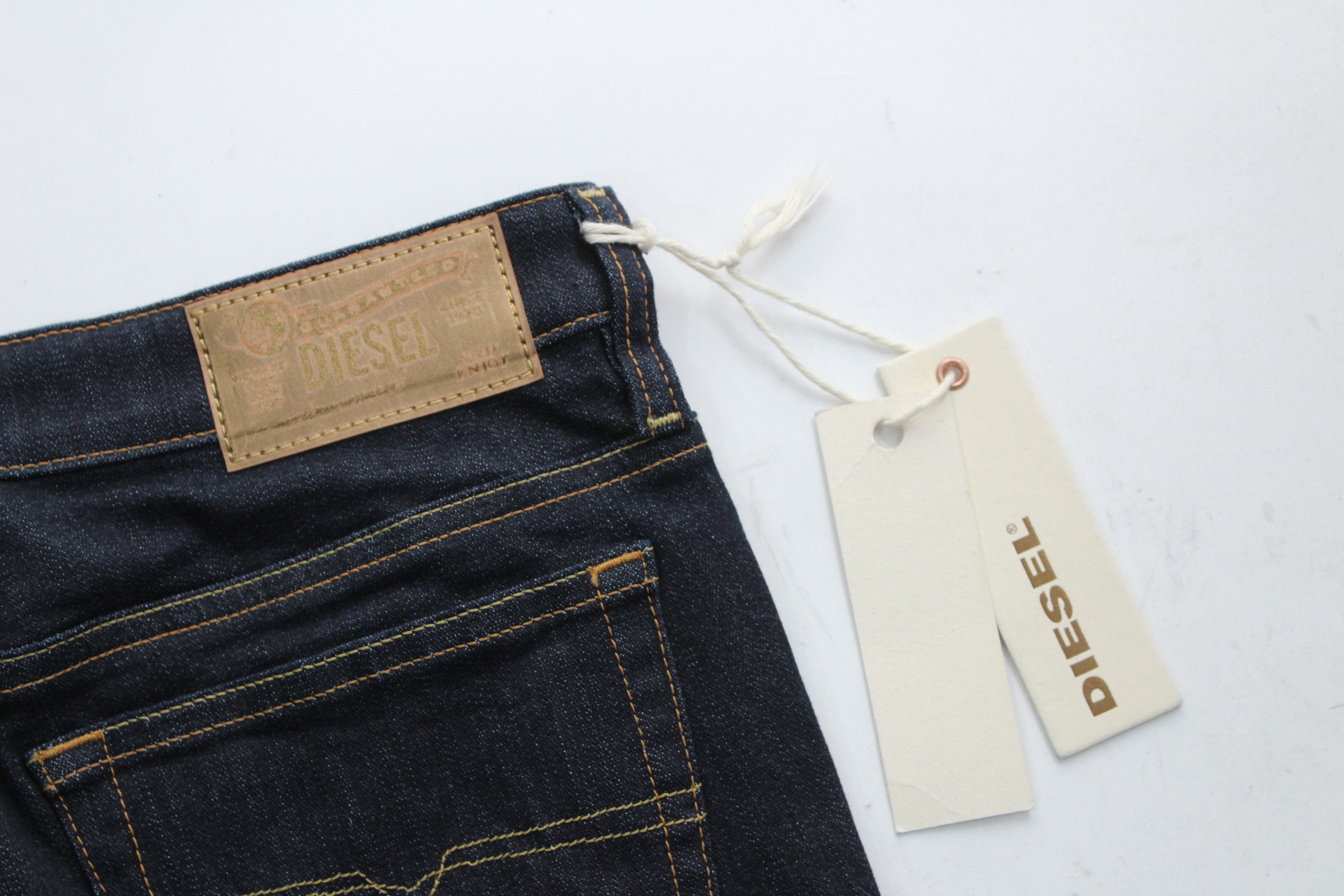 Diesel Diesel Jeans Womens Size 28/34 New Authentic Vintage Rare Size 28" / US 6 / IT 42 - 8 Thumbnail