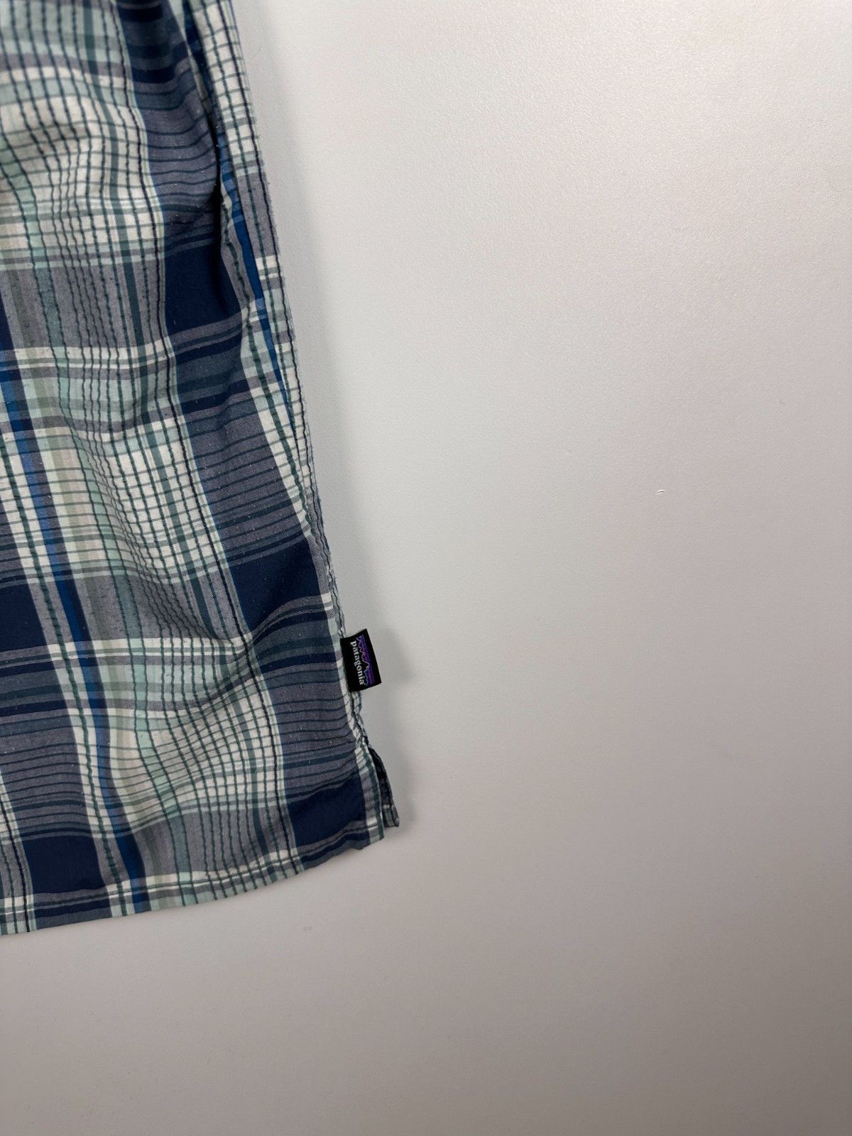 Patagonia Patagonia Short Sleeve Button Shirt Plaid Size M Size US M / EU 48-50 / 2 - 4 Thumbnail