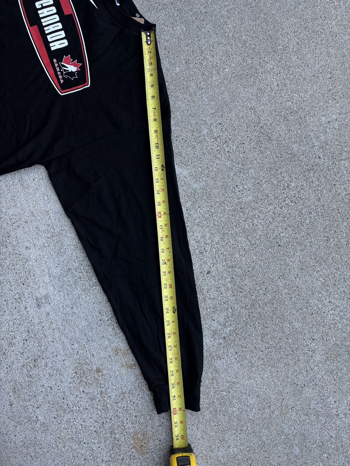 Nike Vintage 1990s Nike Team Canada Hockey Black L/S Shirt Sz. XL Size US XL / EU 56 / 4 - 7 Thumbnail